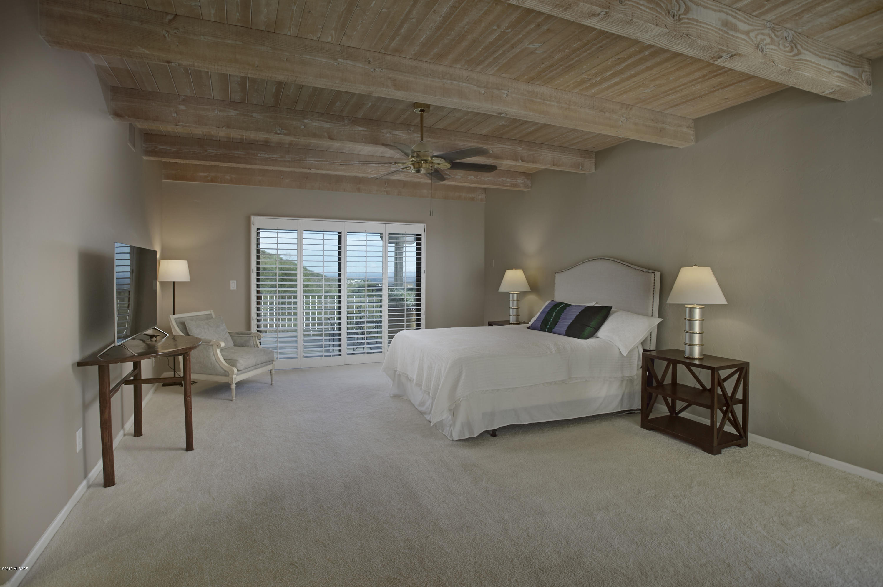 Finisterra (1-210) - Residential