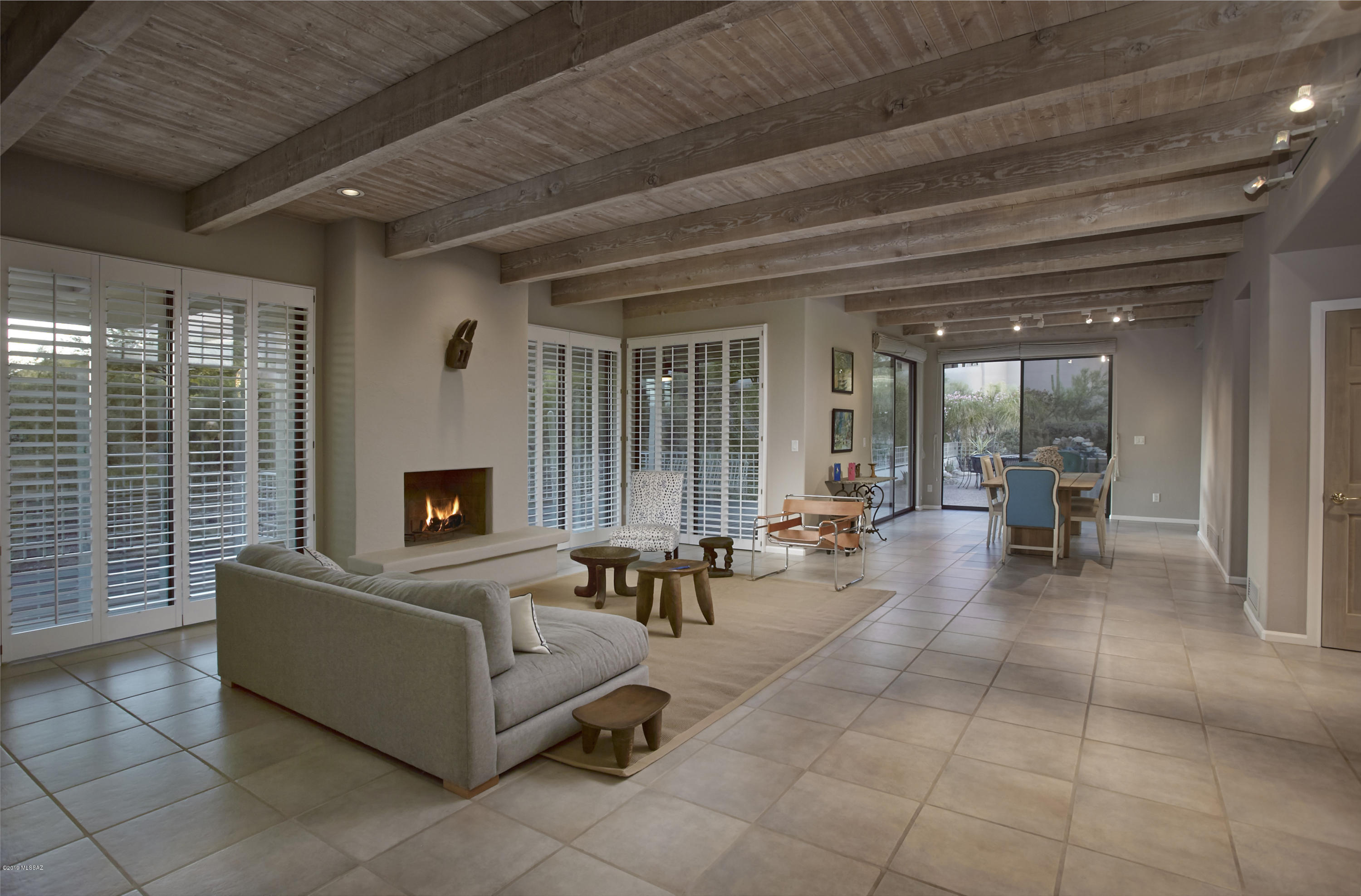 Finisterra (1-210) - Residential
