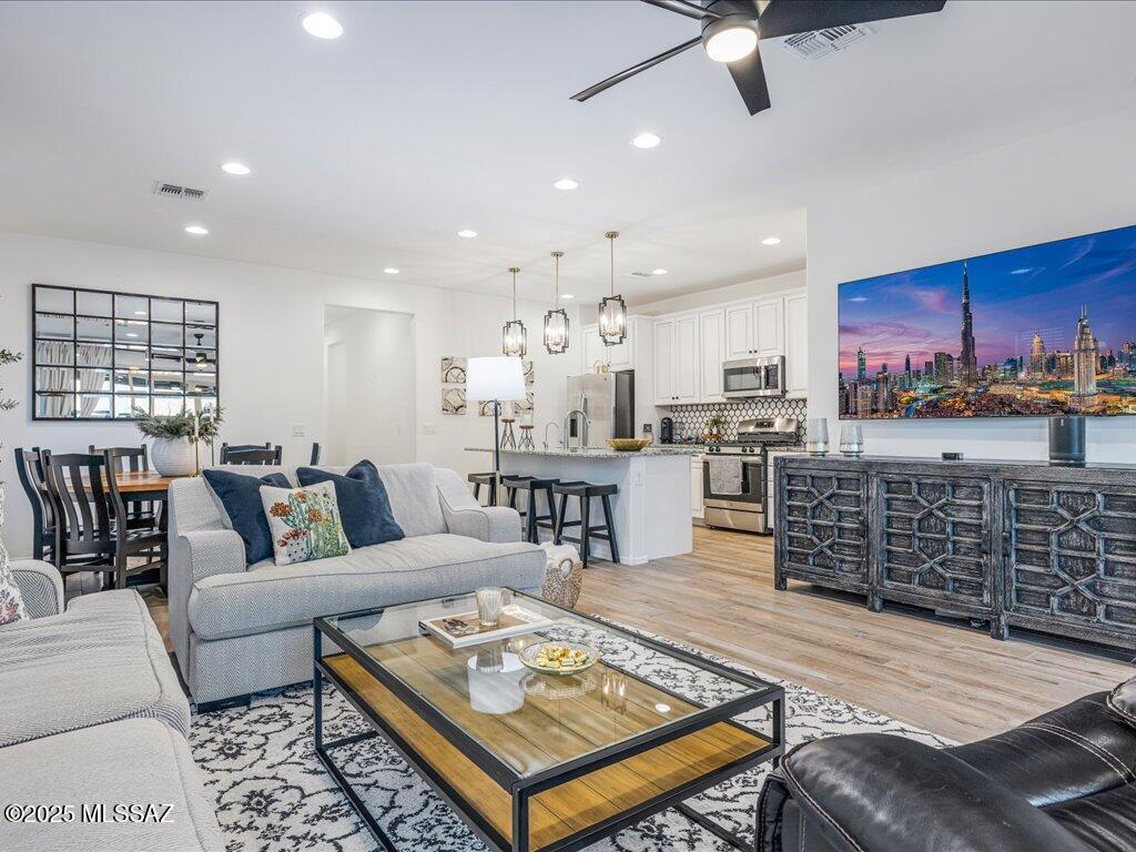 11913 E Ryscott Circle