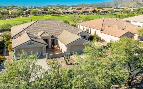 Photo of 13295 N Heritage Gateway Avenue, Marana, AZ 85658 (MLS # 22528995)