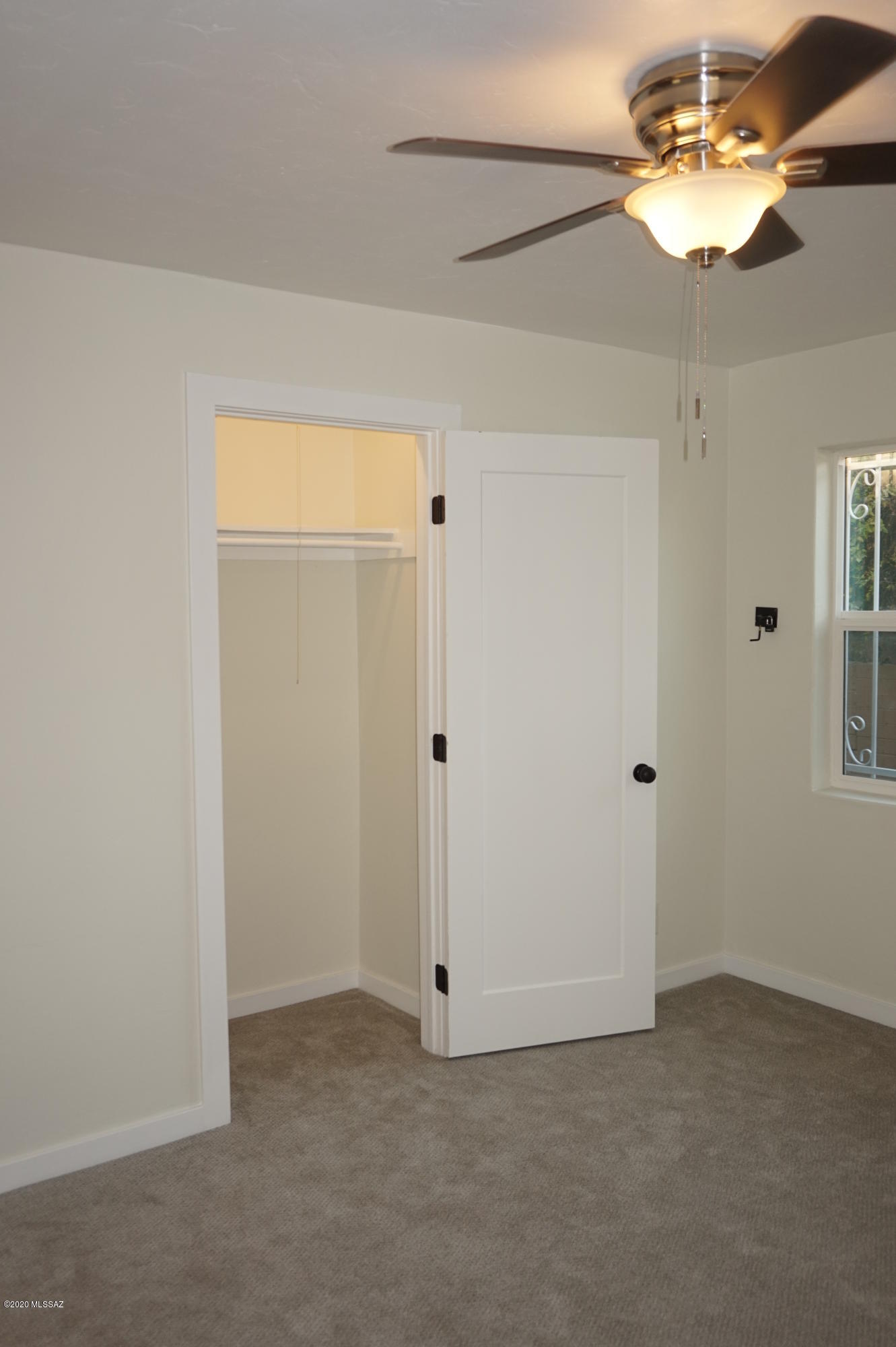Country Club Manor - Residential