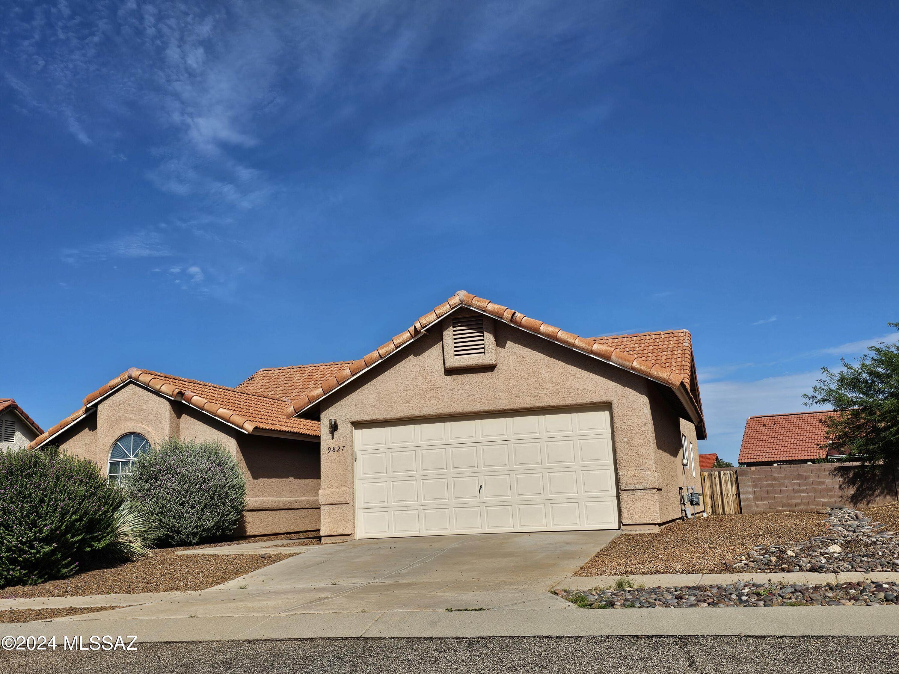 Stone Creek(1-41) - Residential Lease