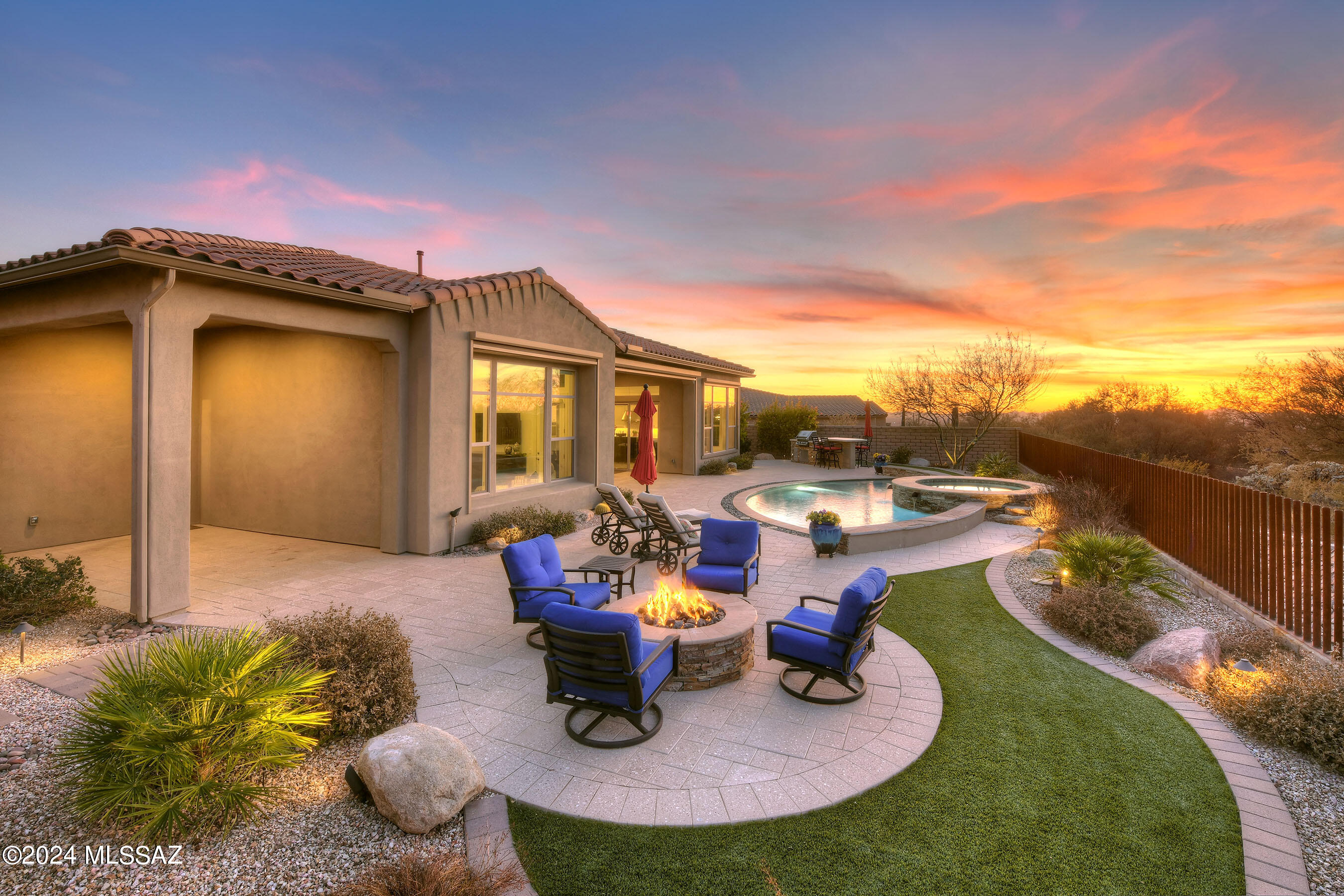 Los Saguaros At Dove Mountain SQ20121640199 - Residential