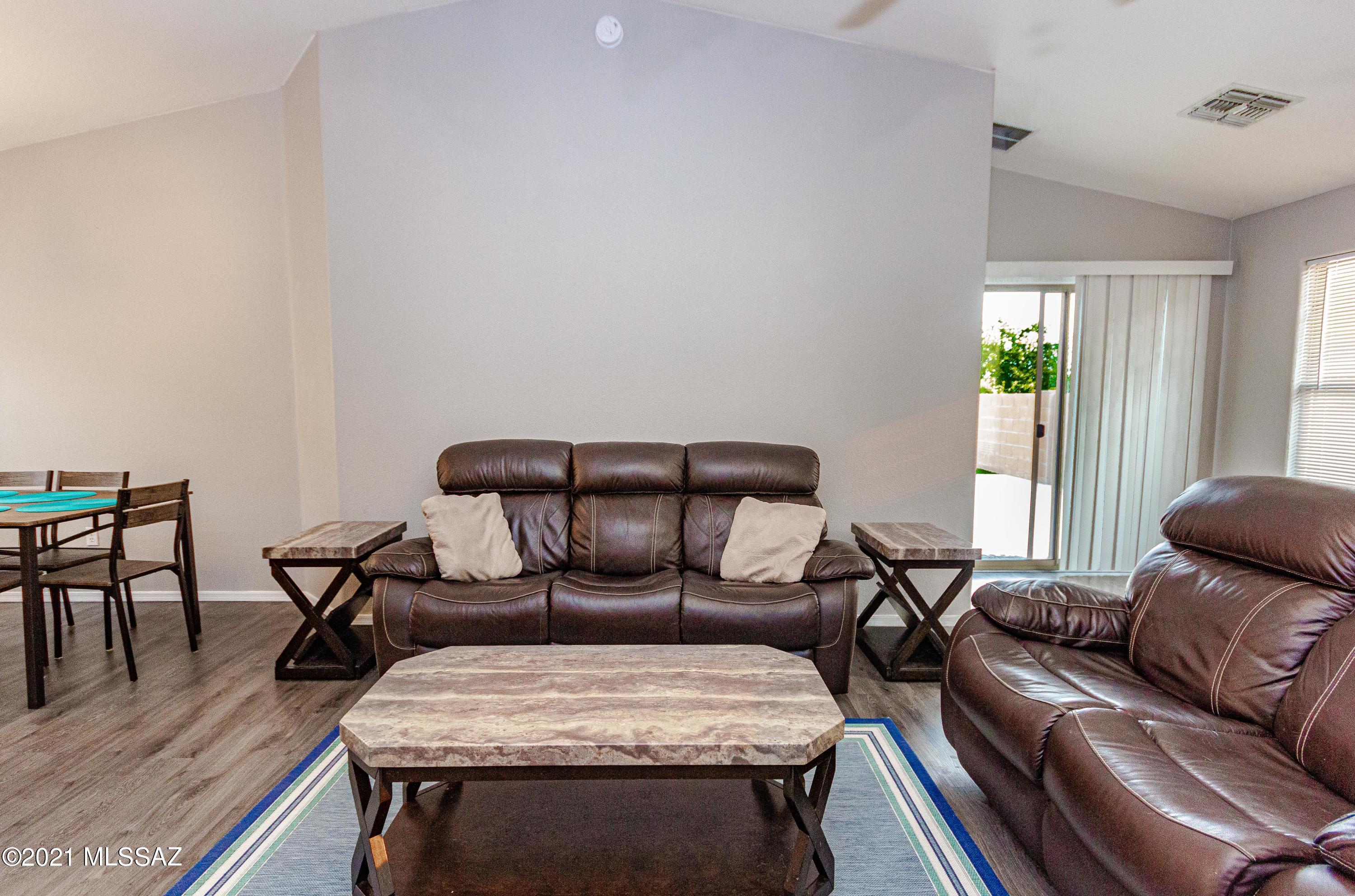 Rancho Del Lago (608-1030) - Residential