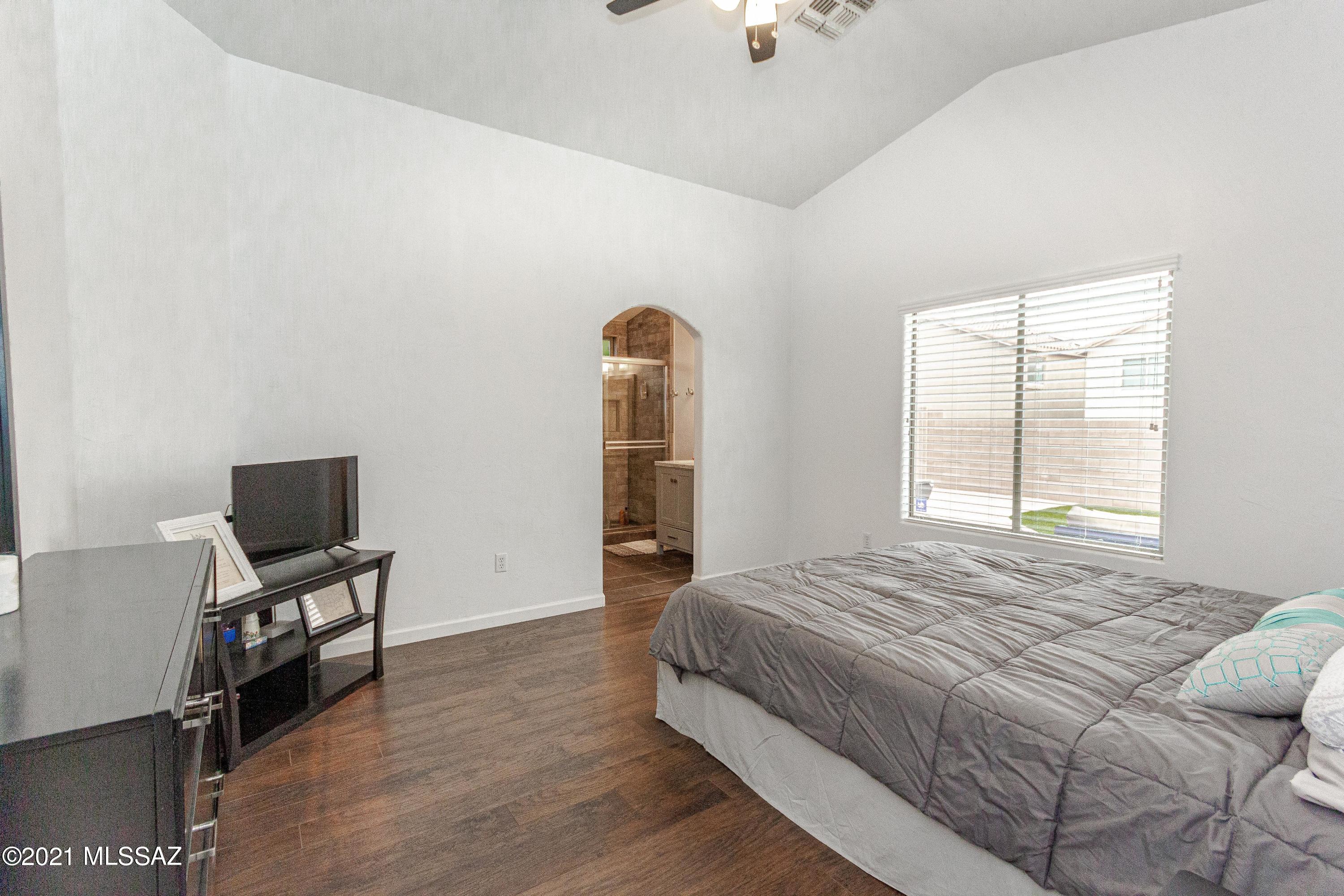 Rancho Del Lago (608-1030) - Residential