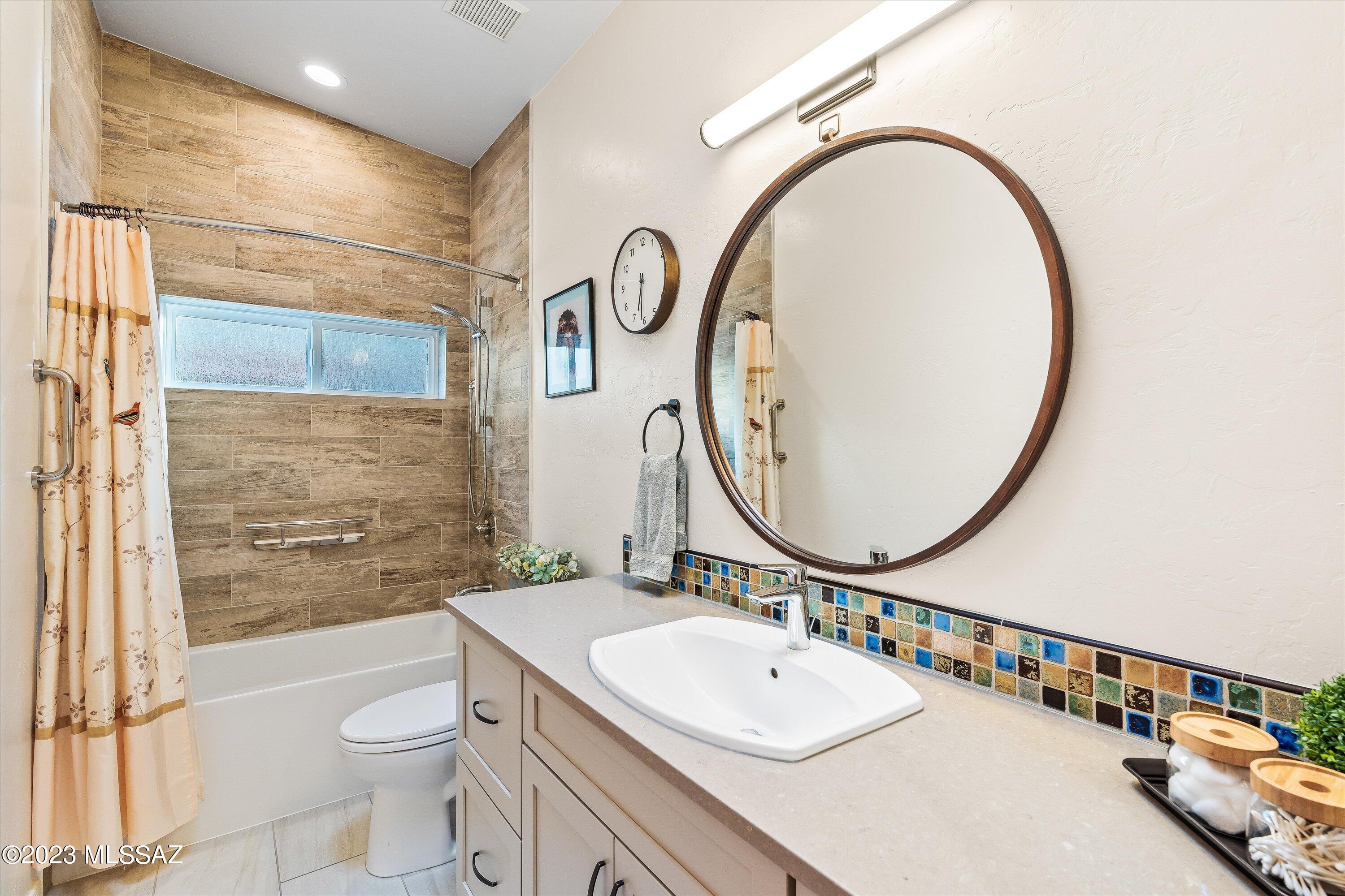 Window Rock At La Reserve - Residential