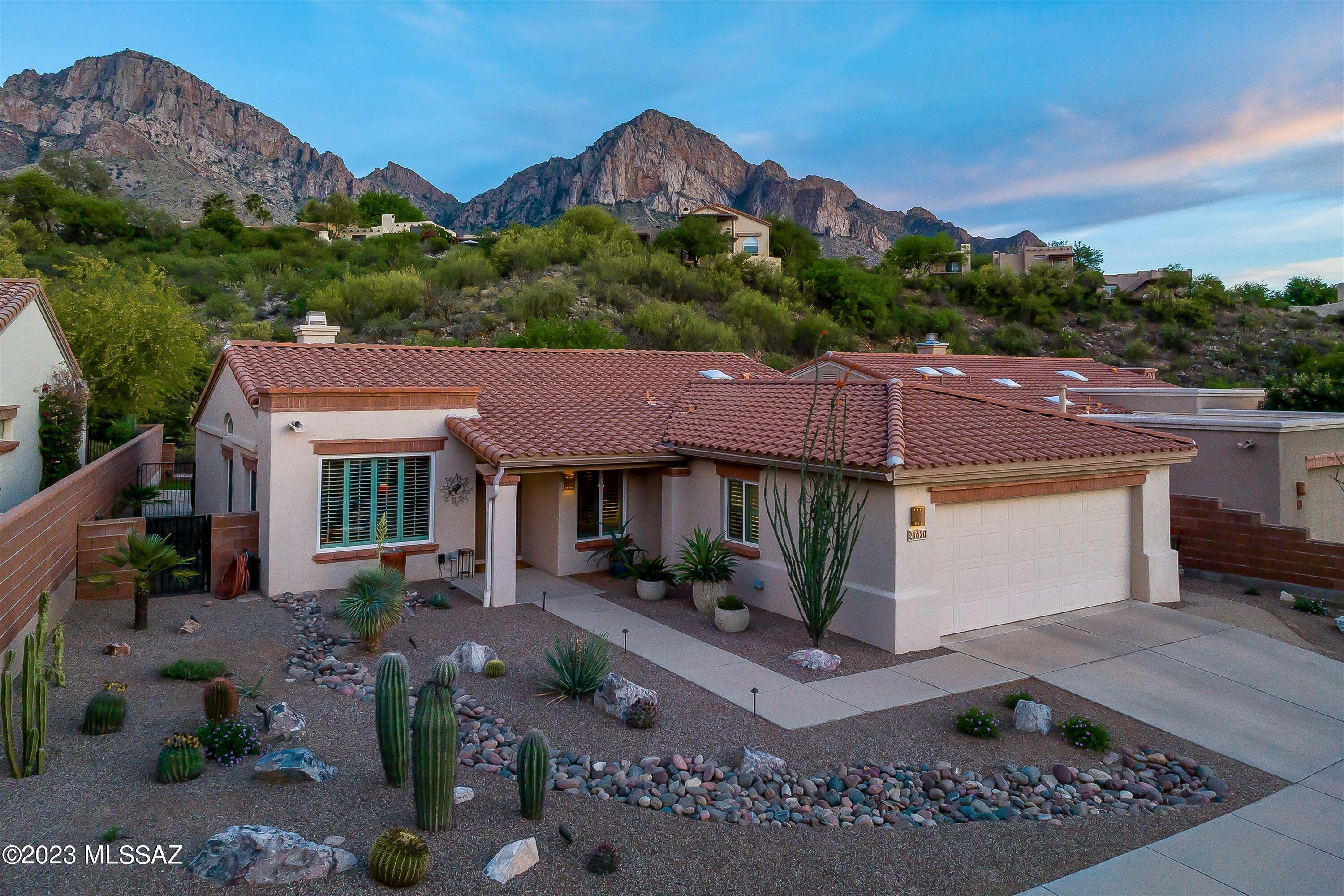 Window Rock At La Reserve - Residential