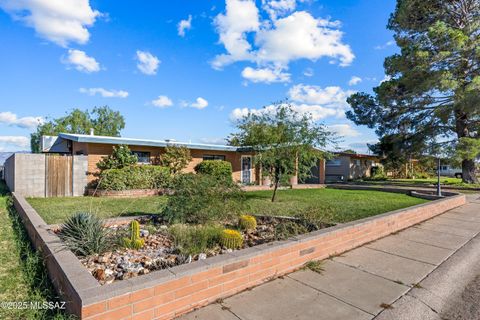 Photo of 206 Nichols Avenue, San Manuel, AZ 85631 (MLS # 22529086)