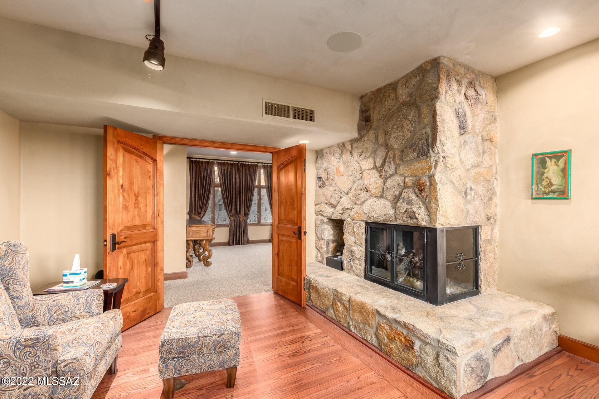 Ventana Canyon Mountain Estate (1-73) - Residential