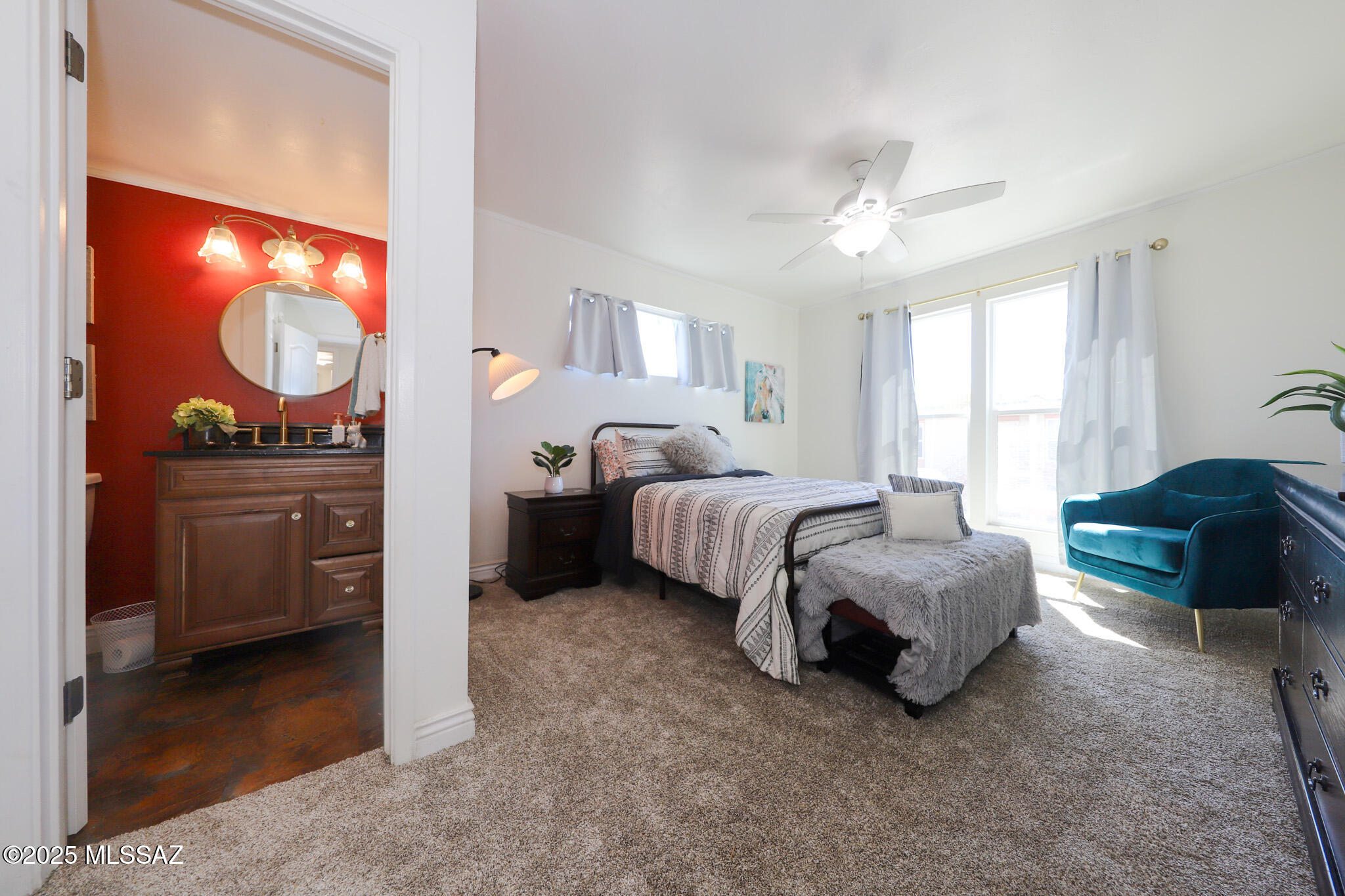 1600 N Wilmot Road 266