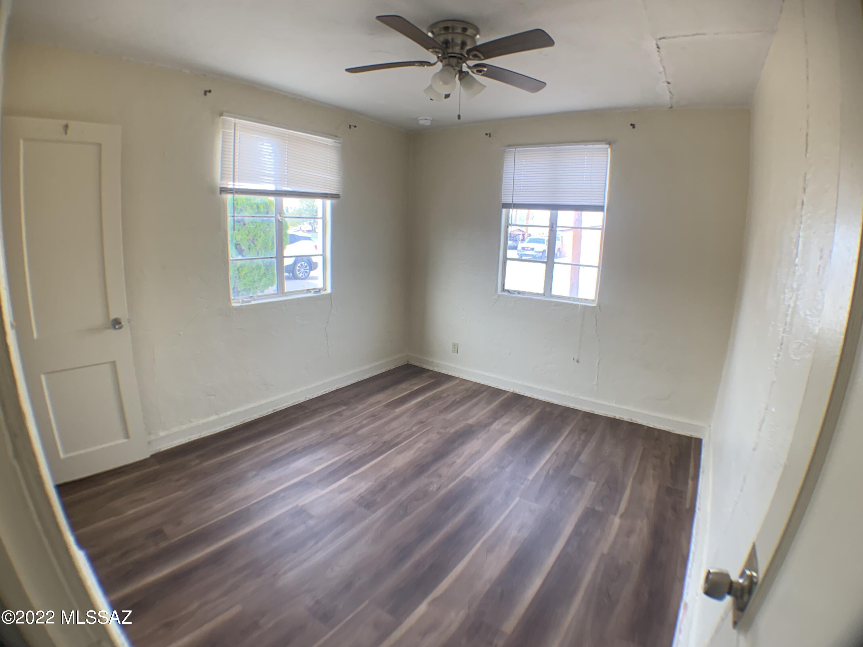 Unsubdivided - Residential Lease