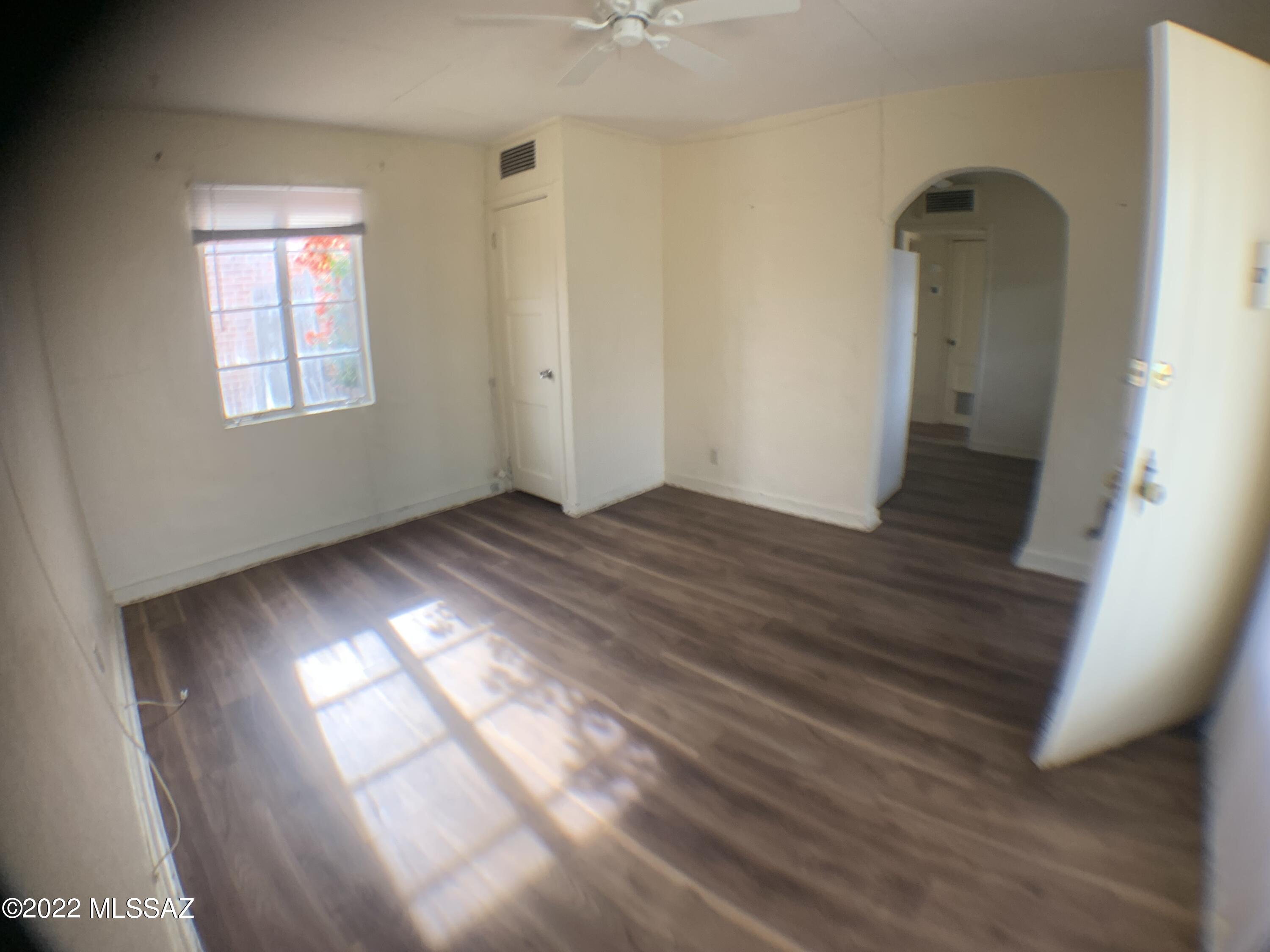 Unsubdivided - Residential Lease
