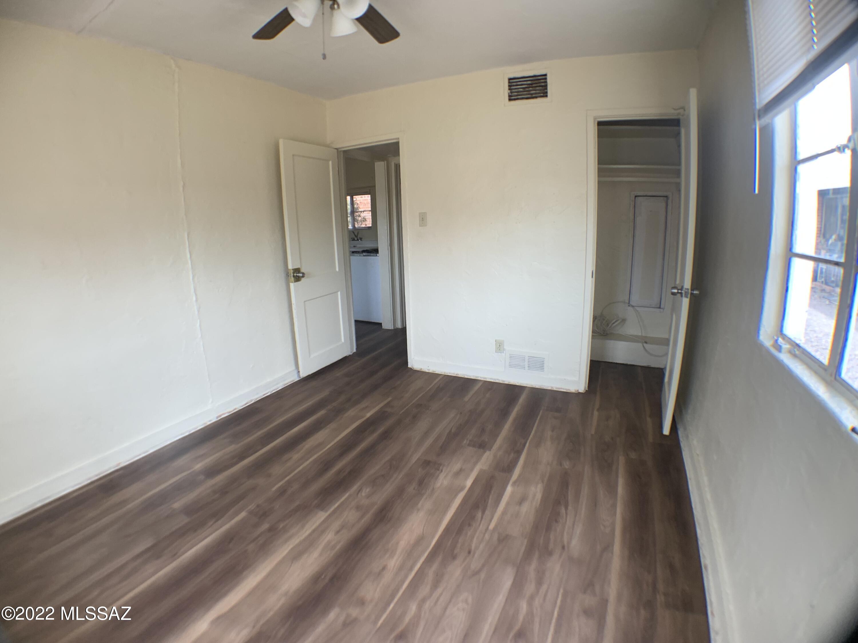 Unsubdivided - Residential Lease