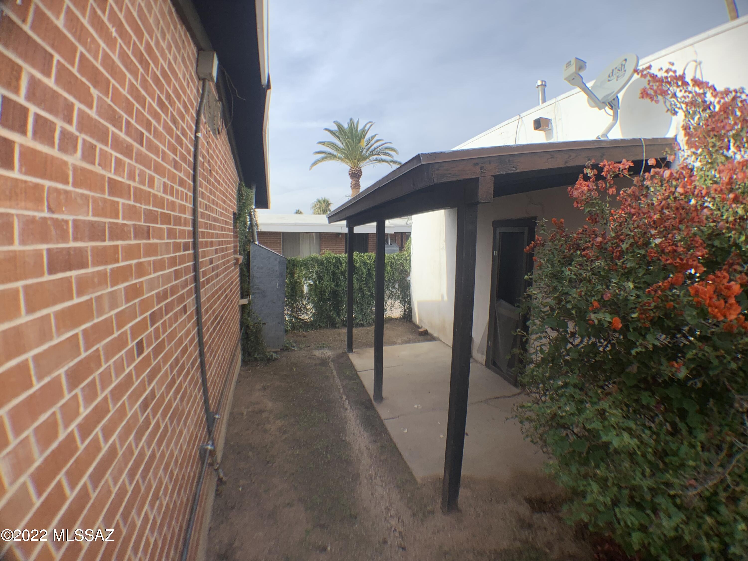 Unsubdivided - Residential Lease