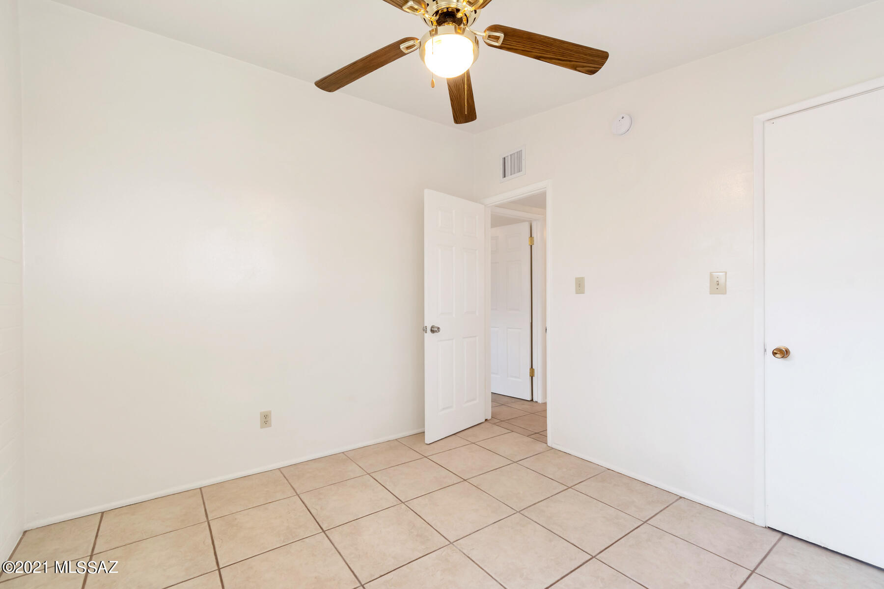 Arizona Acres - Residential Lease