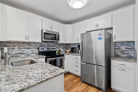 MLS: 22507396