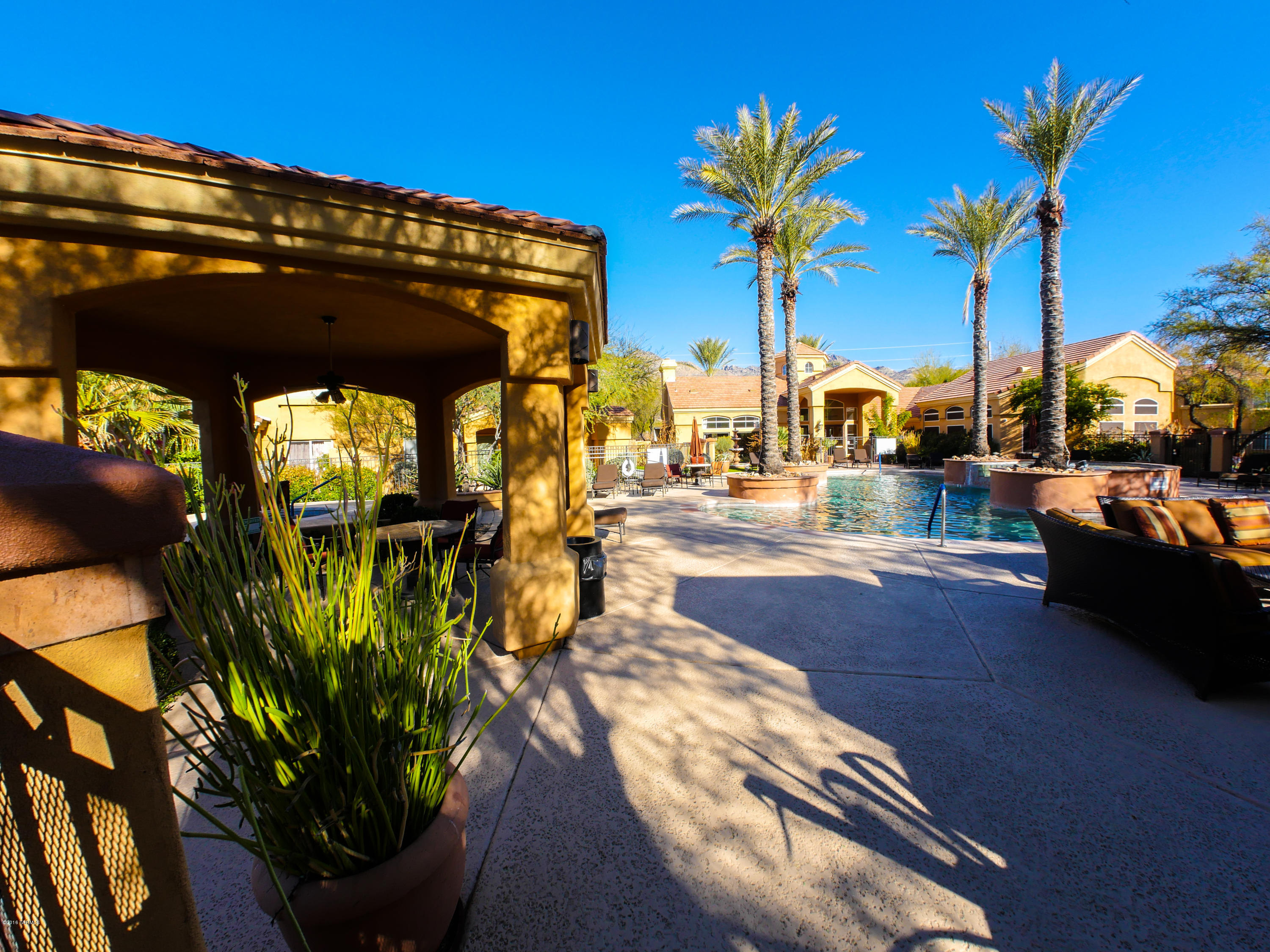 Pinnacle Canyon Condominium - Residential