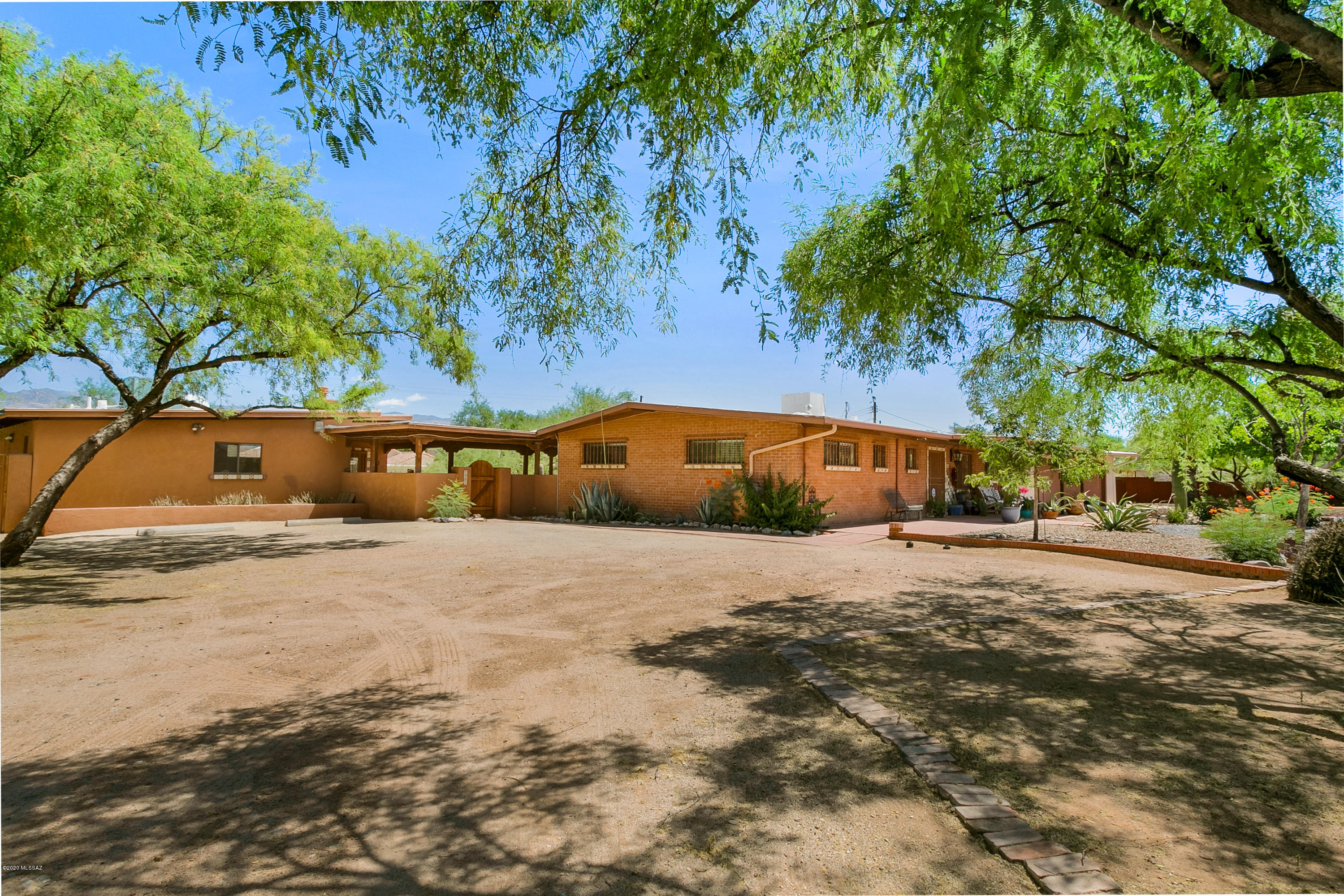 Pantano Vista - Residential