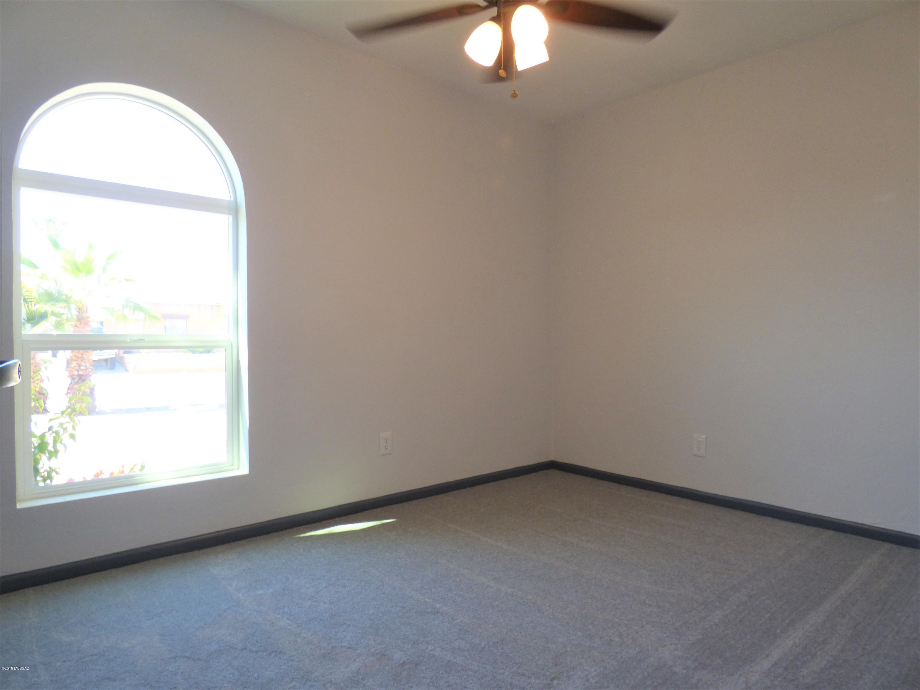 Broadway East (1-112) - Residential