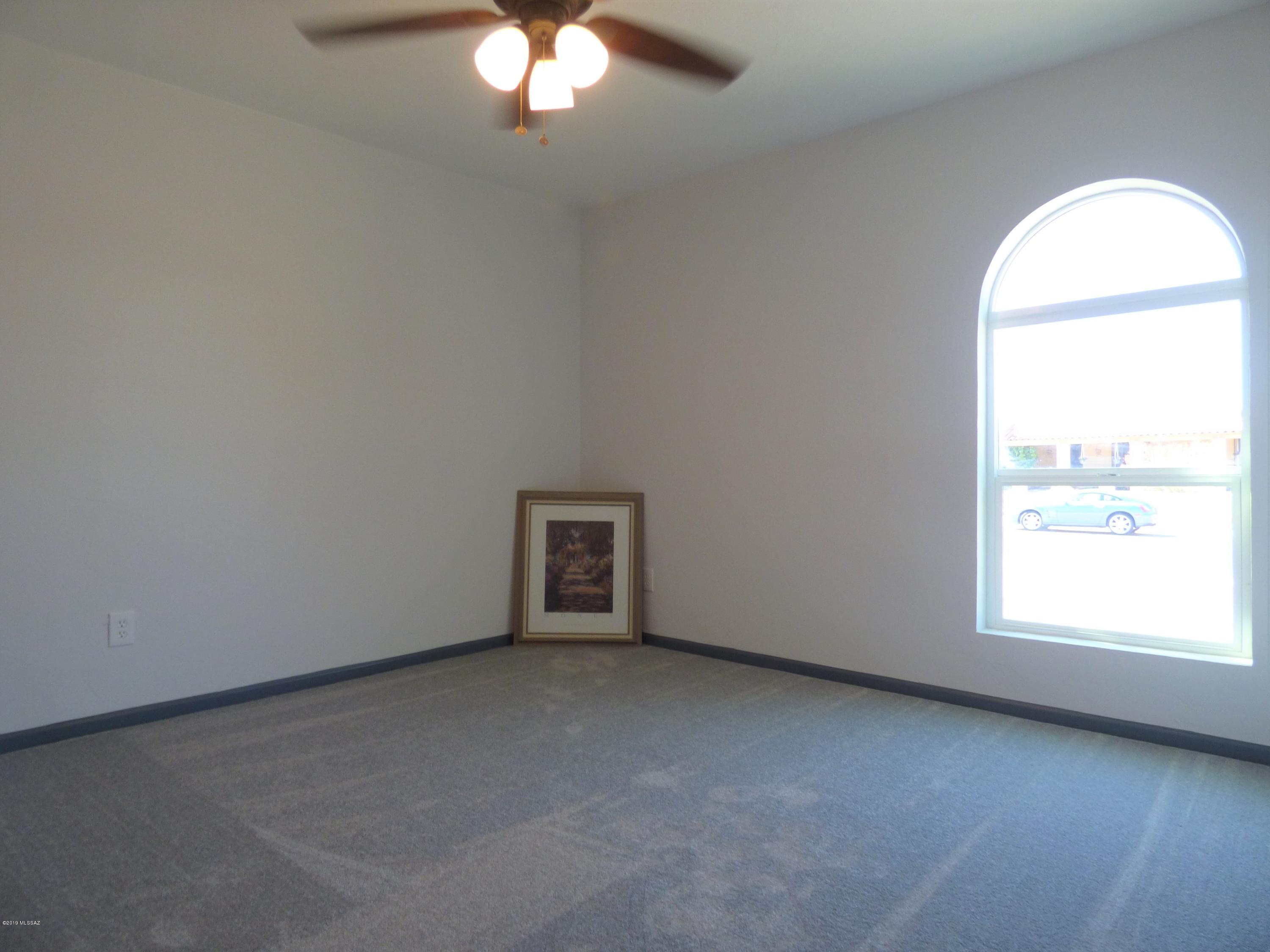 Broadway East (1-112) - Residential