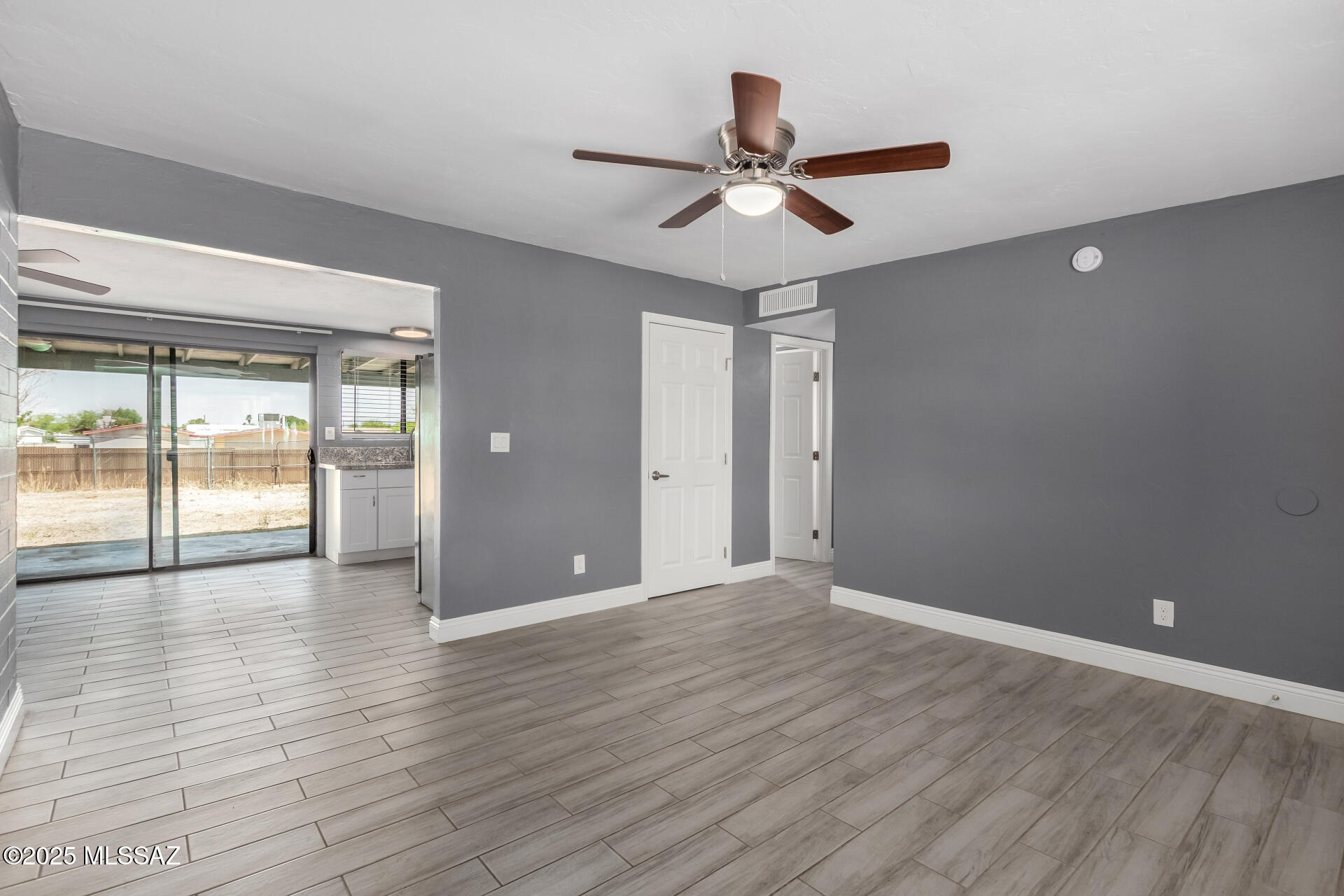 732 W Baffin Drive