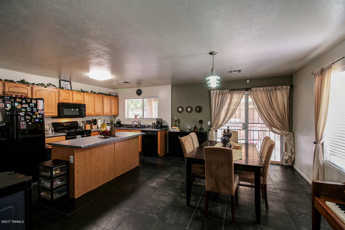 Riverhaven (1-373) - Residential Lease