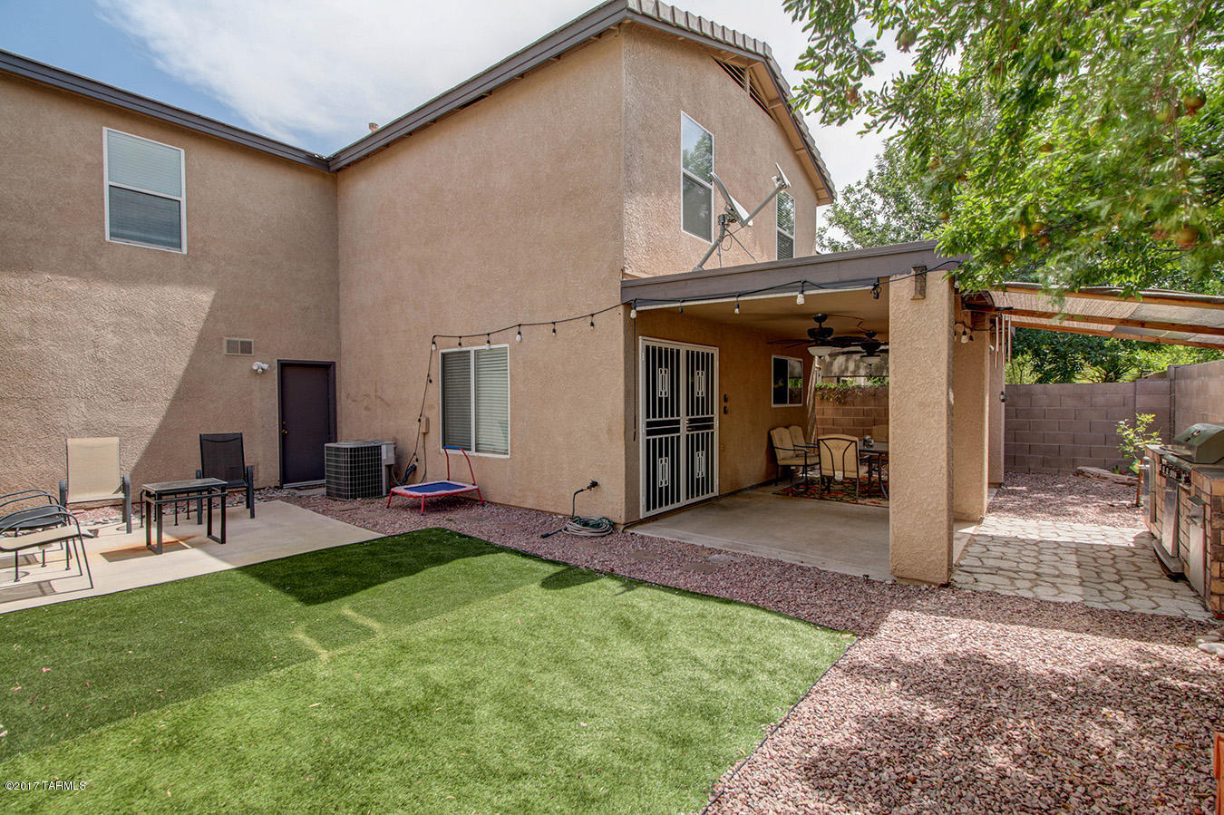 Riverhaven (1-373) - Residential Lease