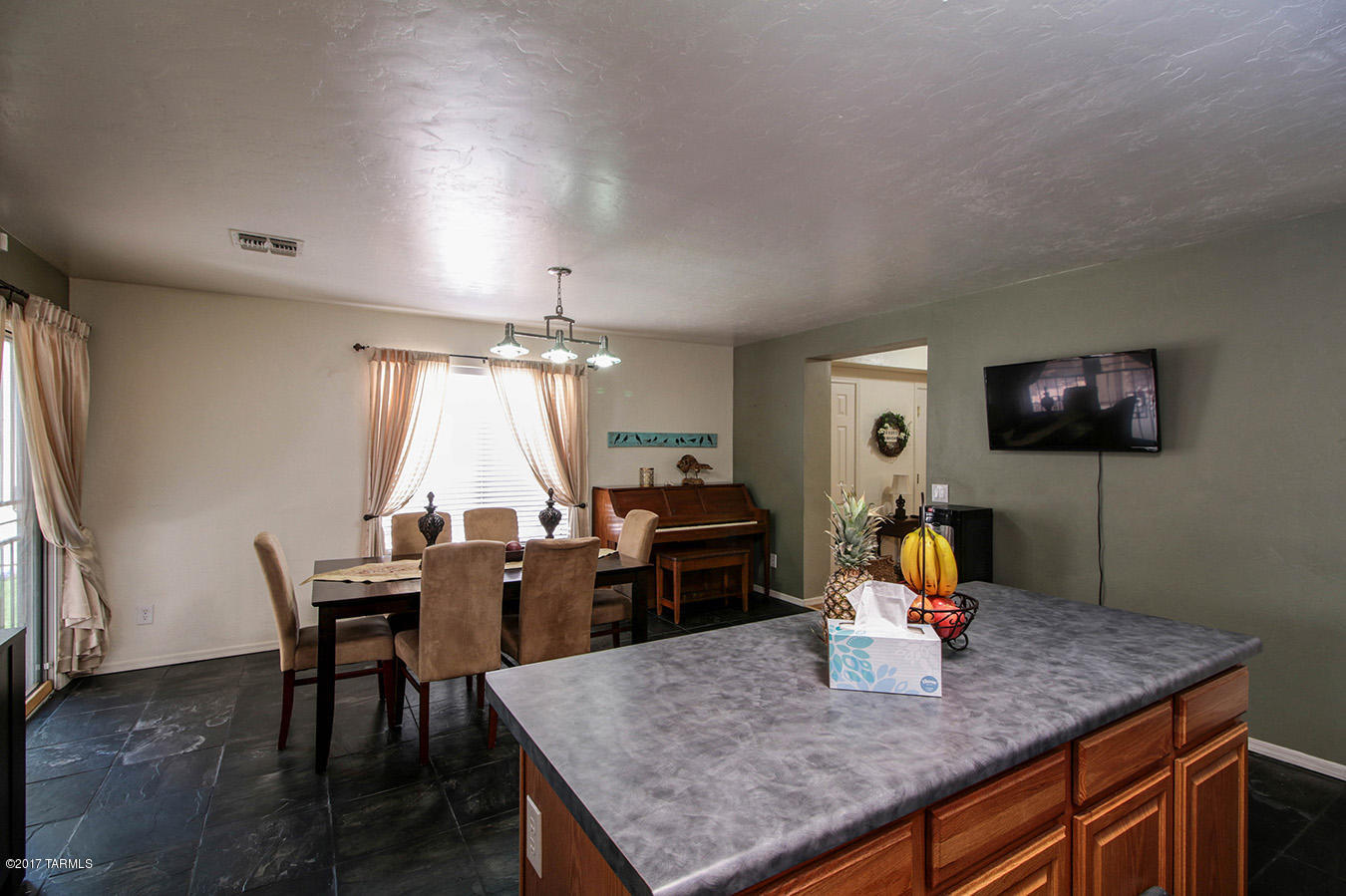 Riverhaven (1-373) - Residential Lease