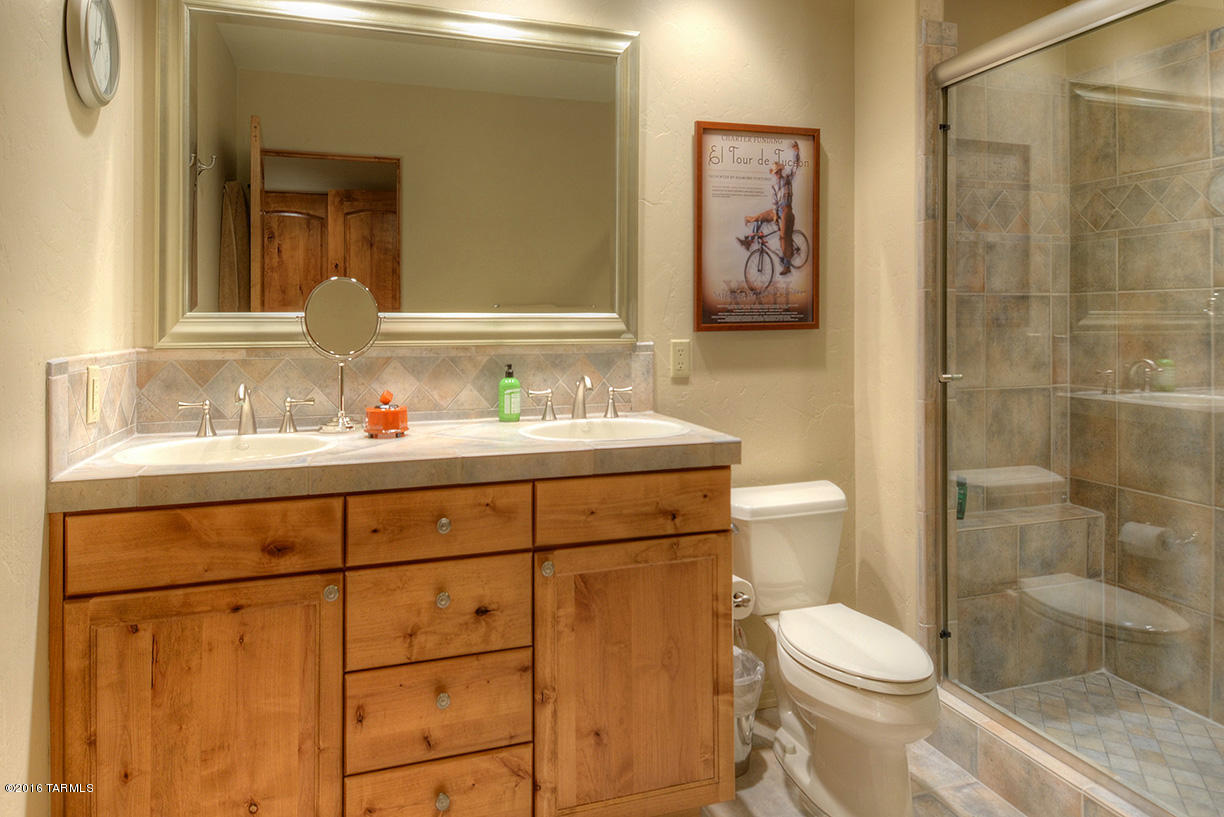 Sabino Mountain (1-290) - Residential