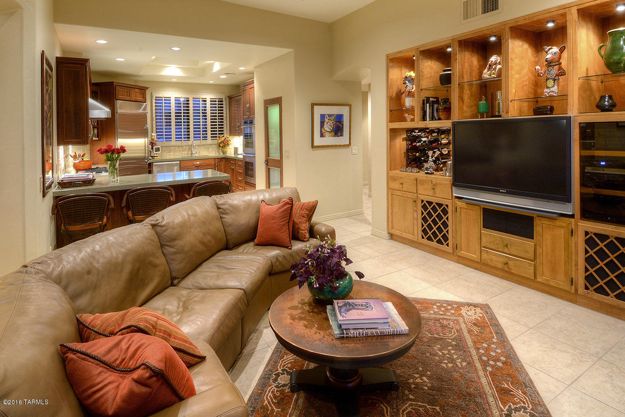 Sabino Mountain (1-290) - Residential