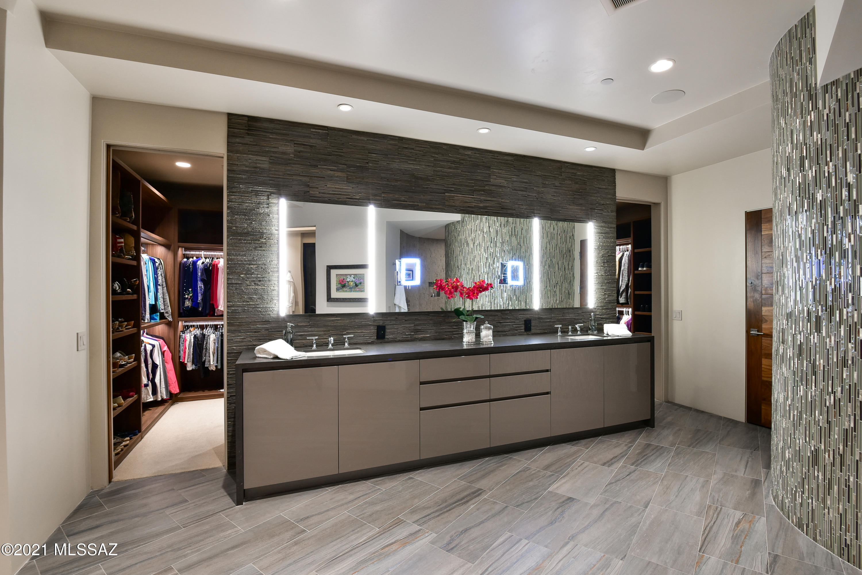 Stone Canyon IV - Residential