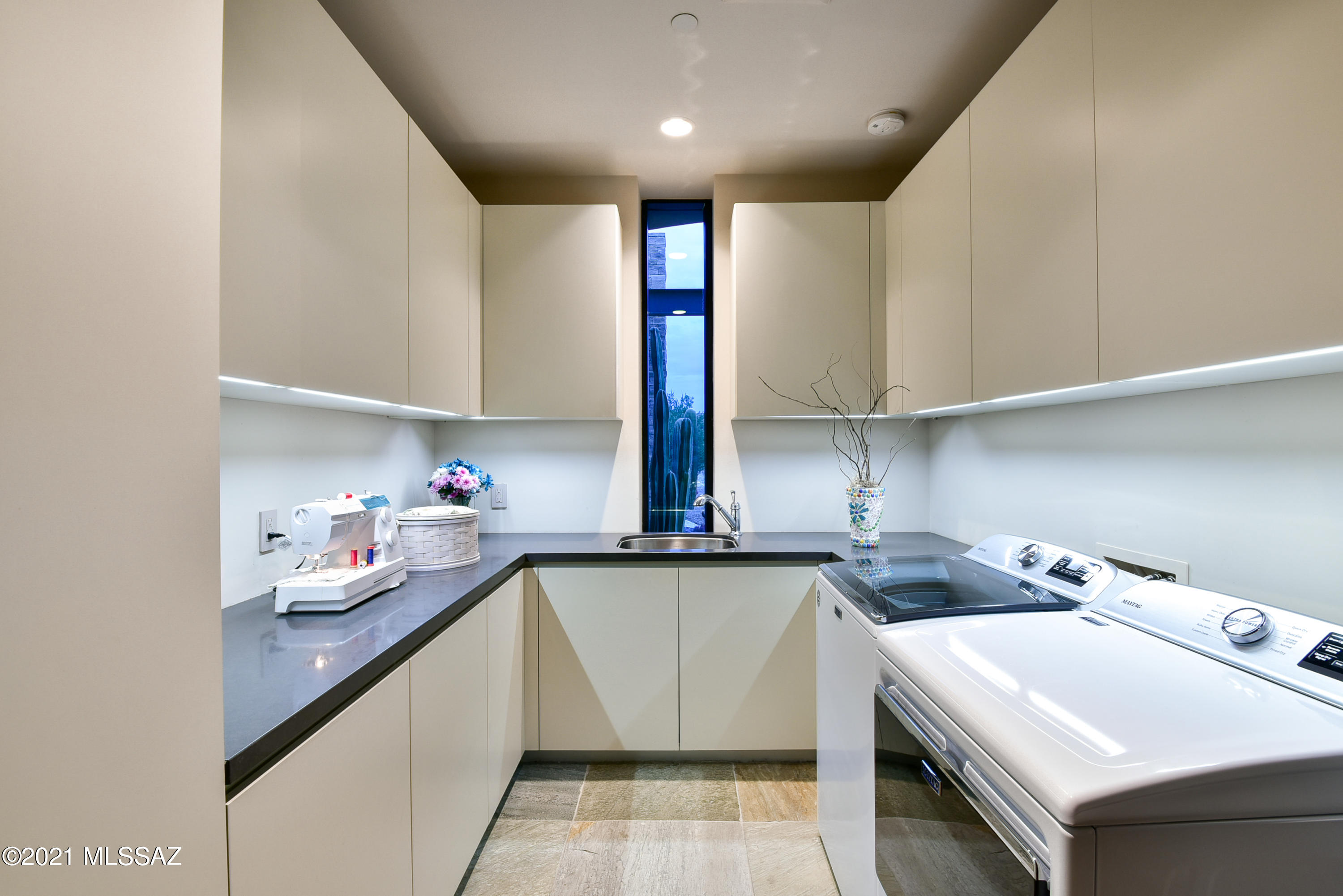 Stone Canyon IV - Residential
