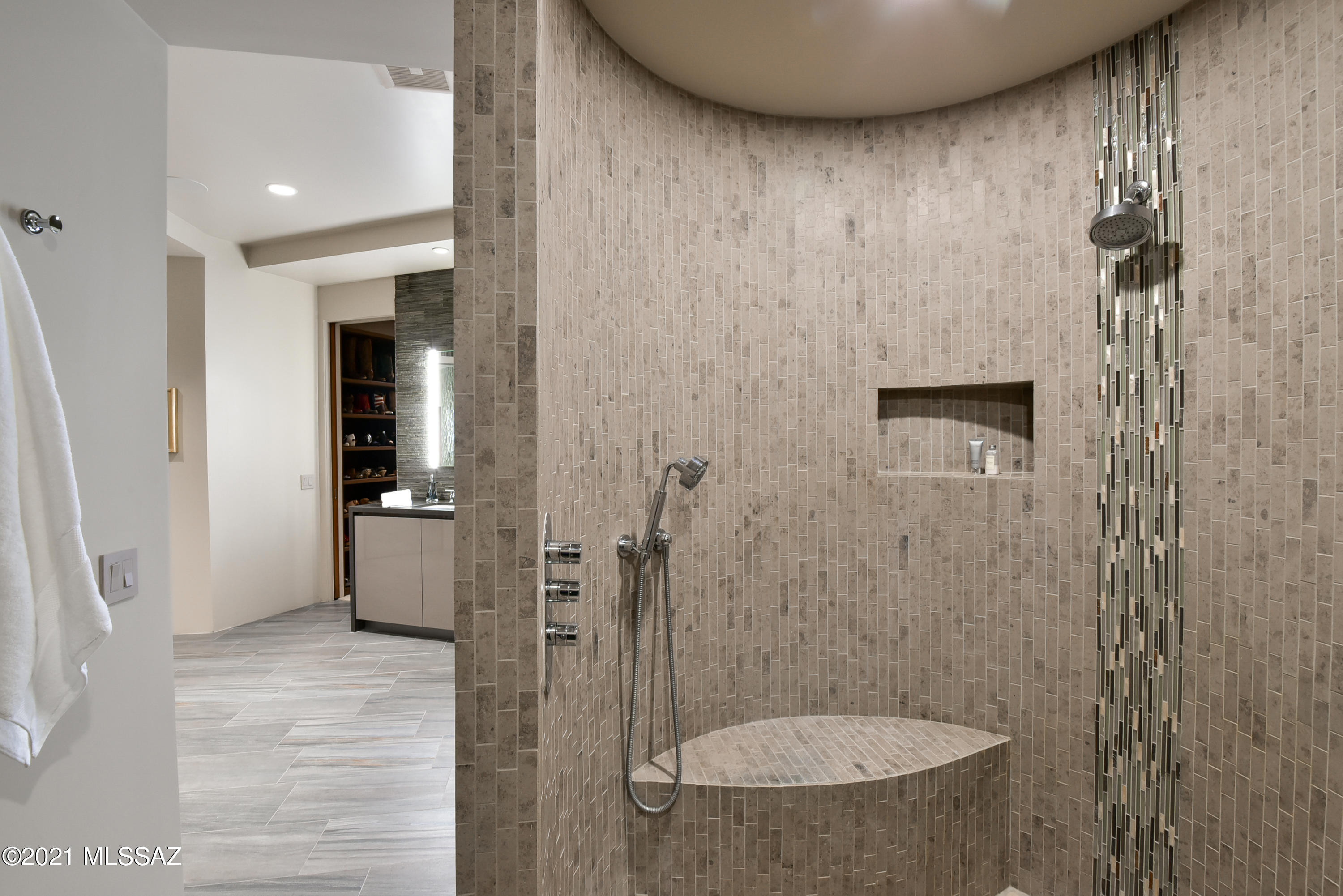 Stone Canyon IV - Residential