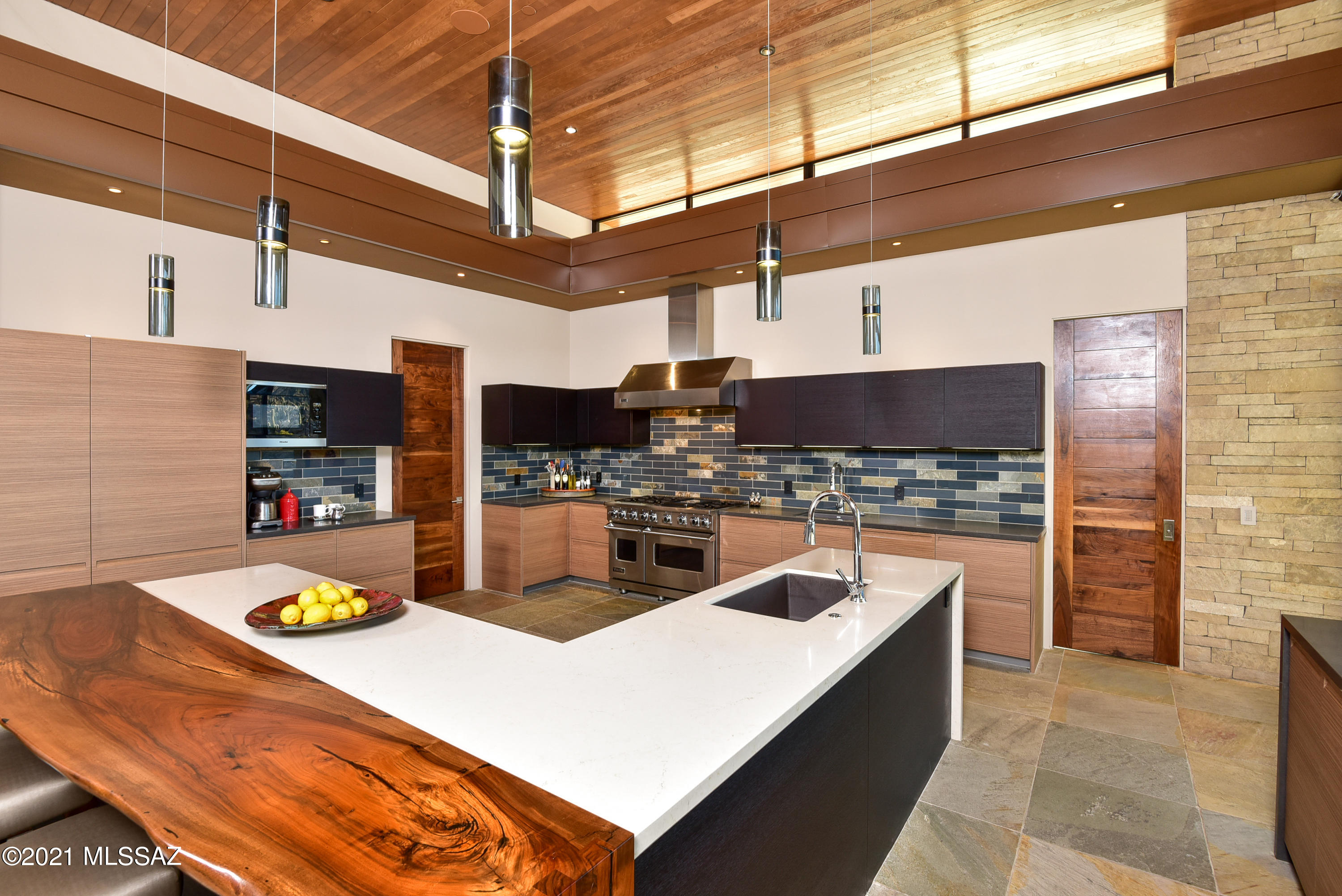 Stone Canyon IV - Residential