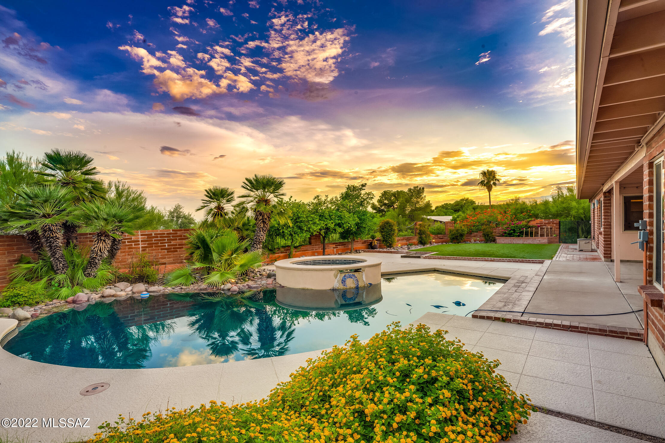 Skyline Bel Air Estates (299-333 & 347-357) - Residential