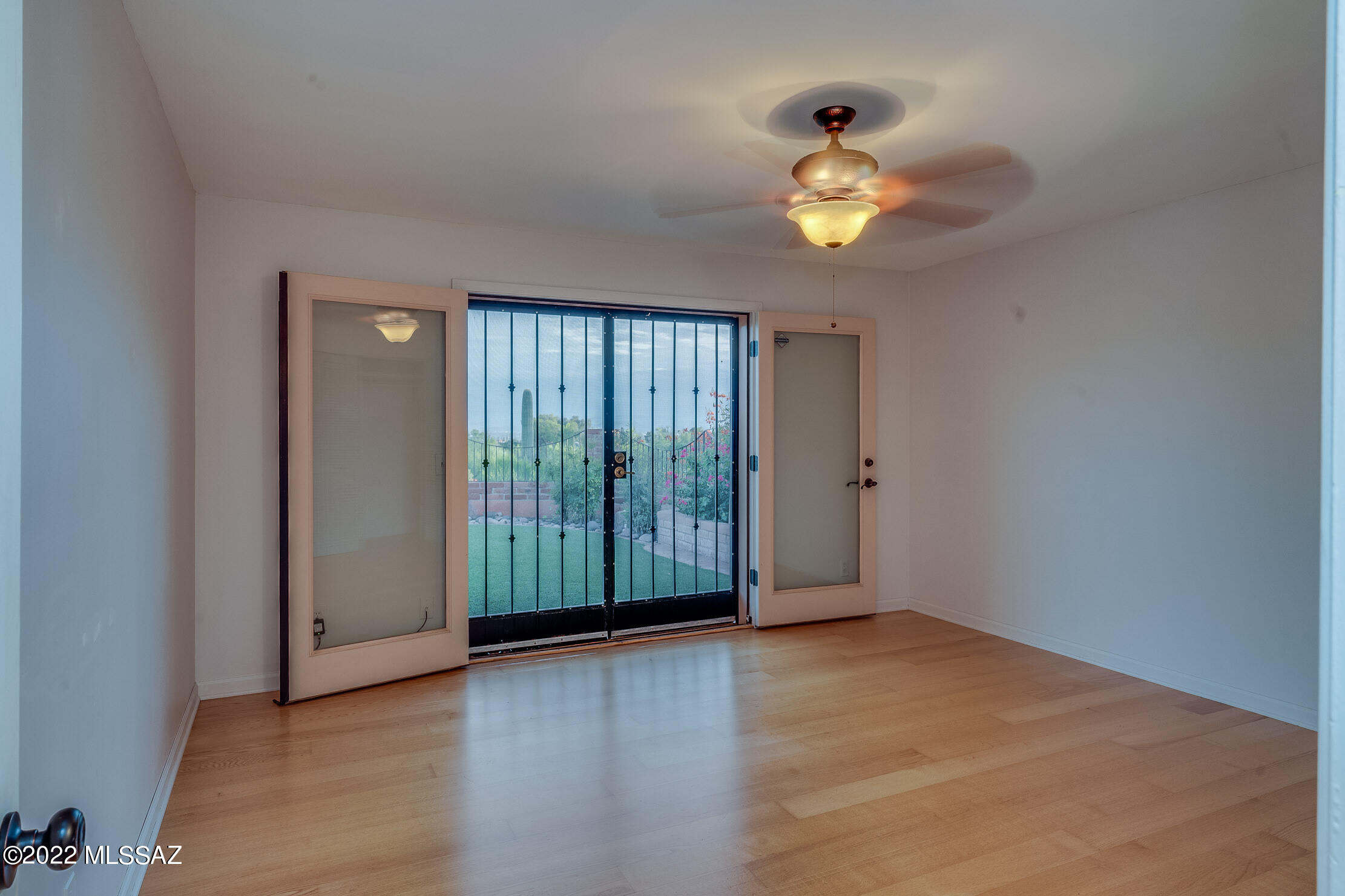 Skyline Bel Air Estates (299-333 & 347-357) - Residential