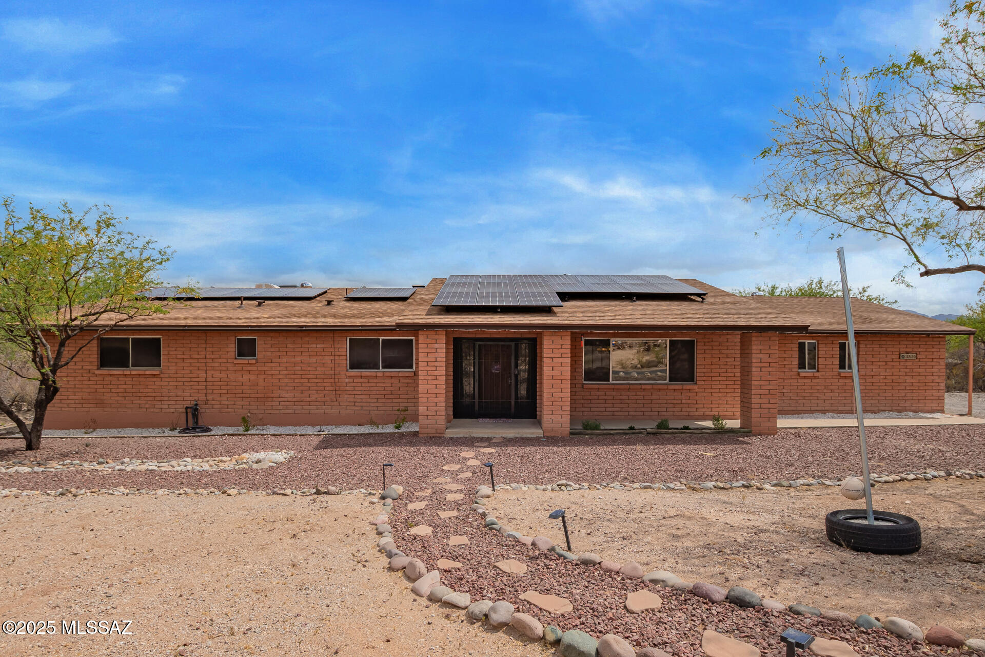 3510 N Catalina Way