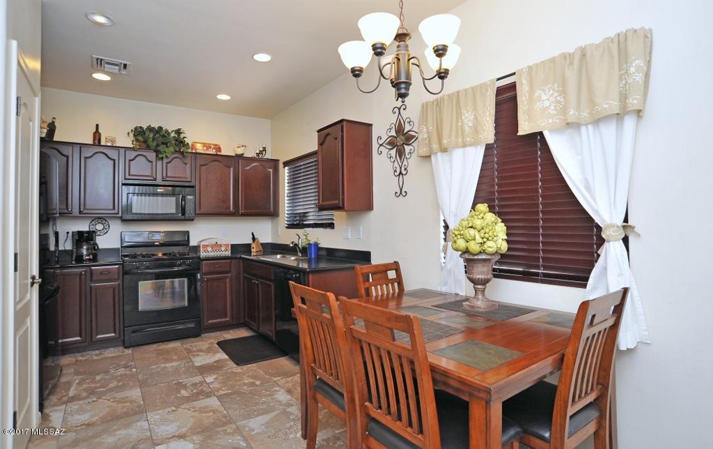 Paseo del Rio - Residential Lease
