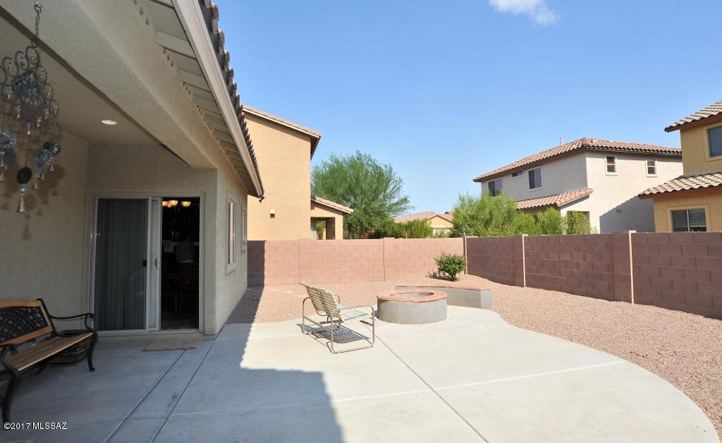 Paseo del Rio - Residential Lease