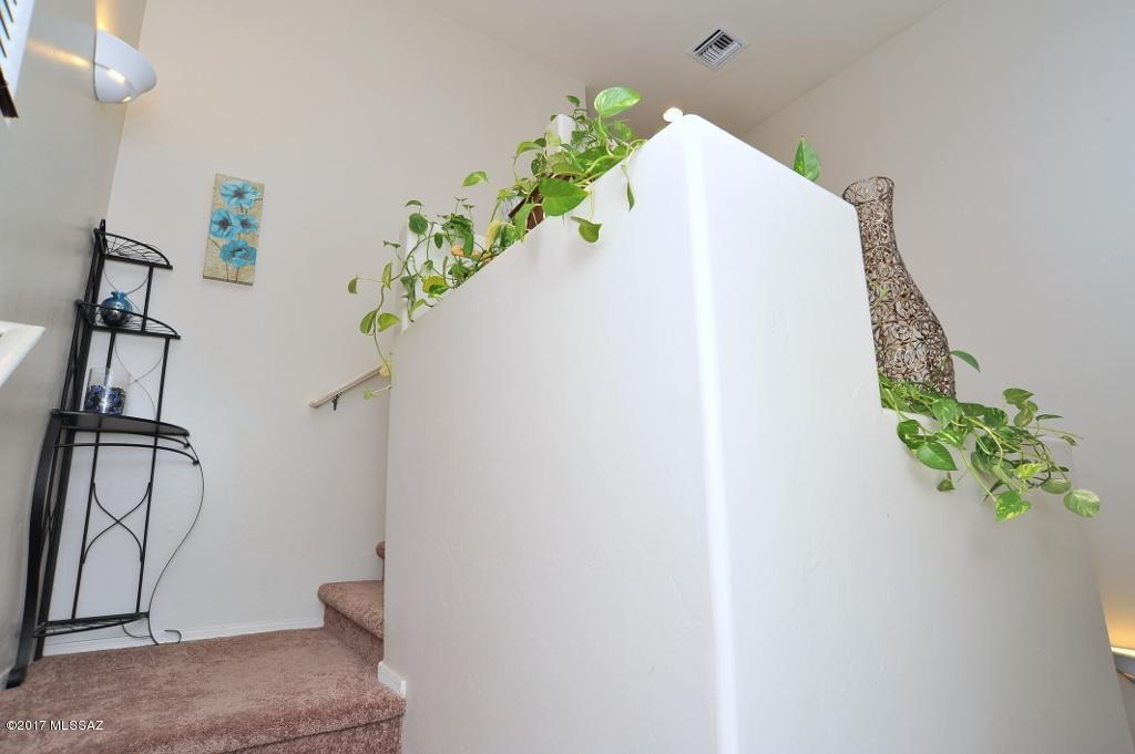 Paseo del Rio - Residential Lease