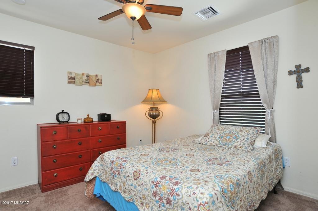 Paseo del Rio - Residential Lease