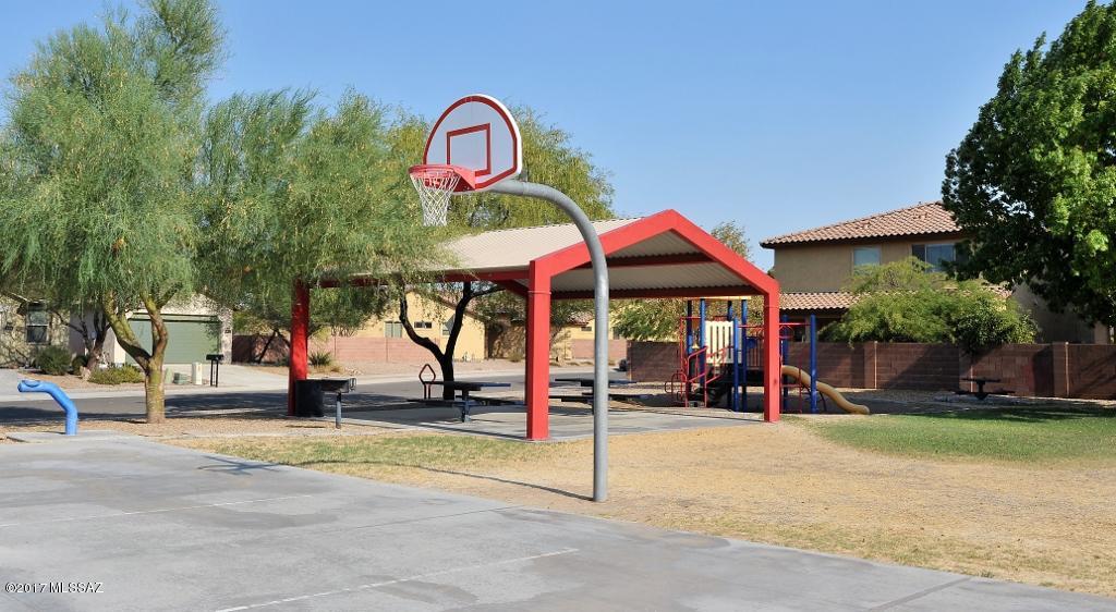 Paseo del Rio - Residential Lease