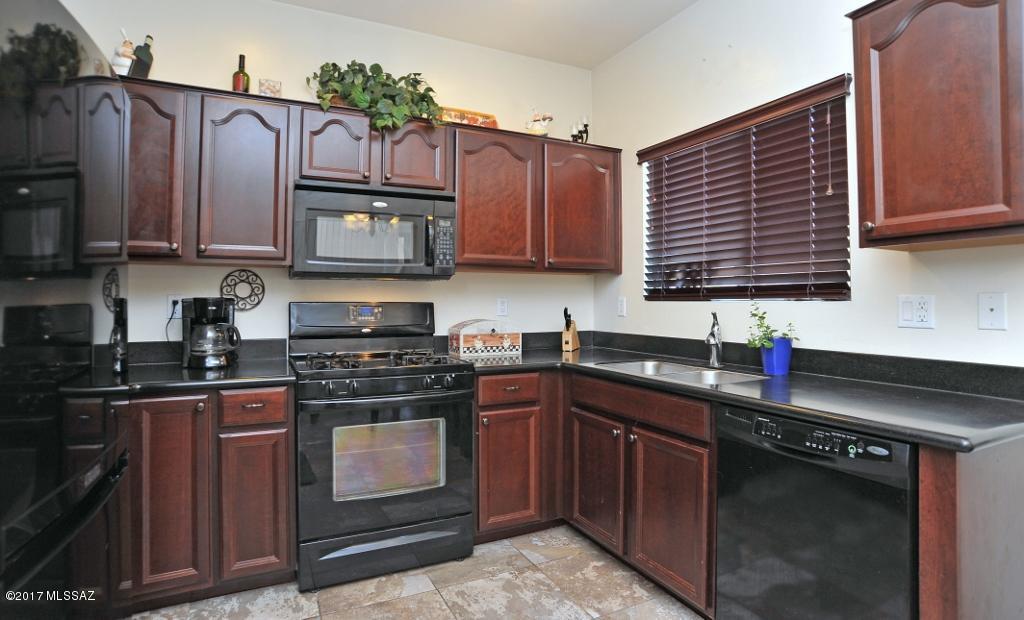 Paseo del Rio - Residential Lease