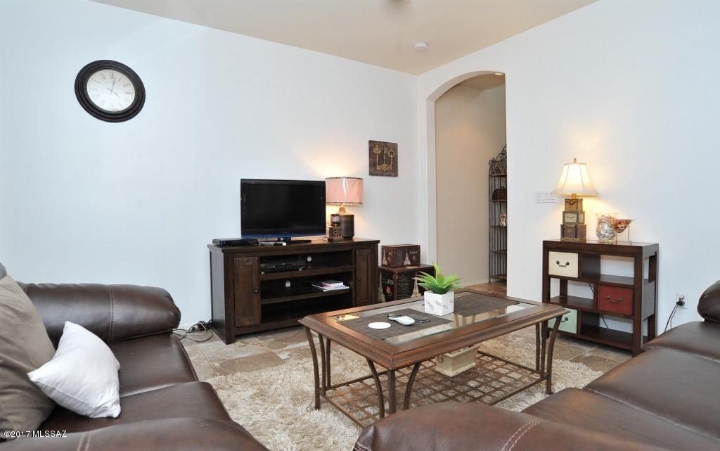 Paseo del Rio - Residential Lease
