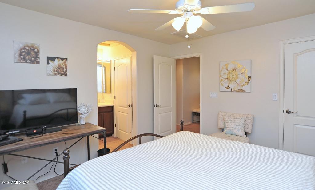 Paseo del Rio - Residential Lease