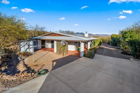 A home in Tubac