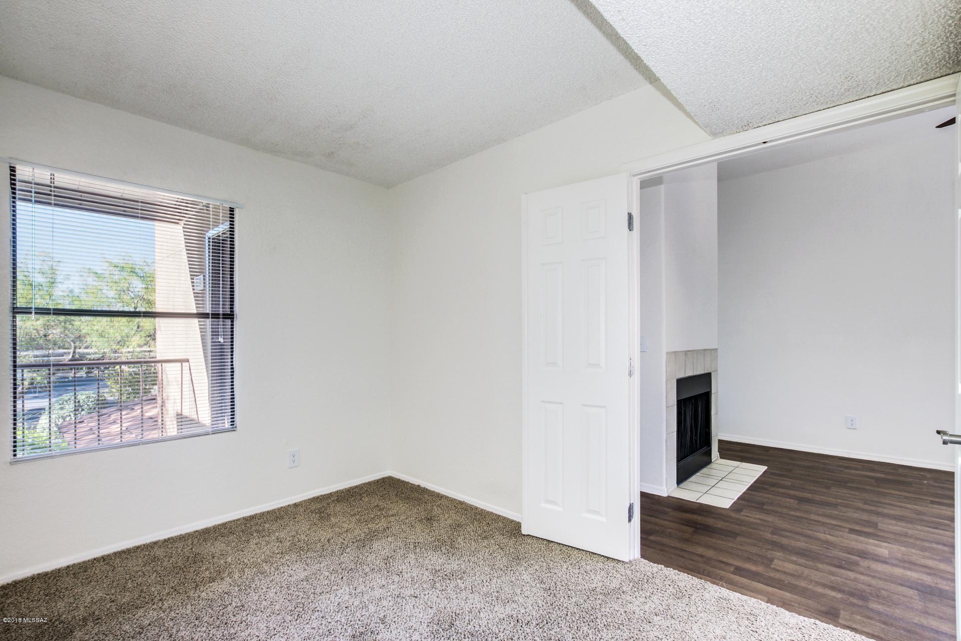 Greens at Ventana Canyon - Residential