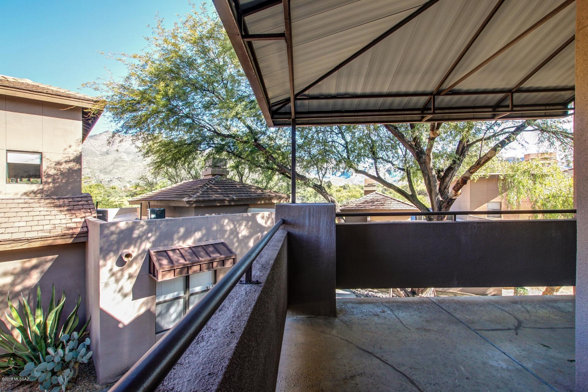 Greens at Ventana Canyon - Residential