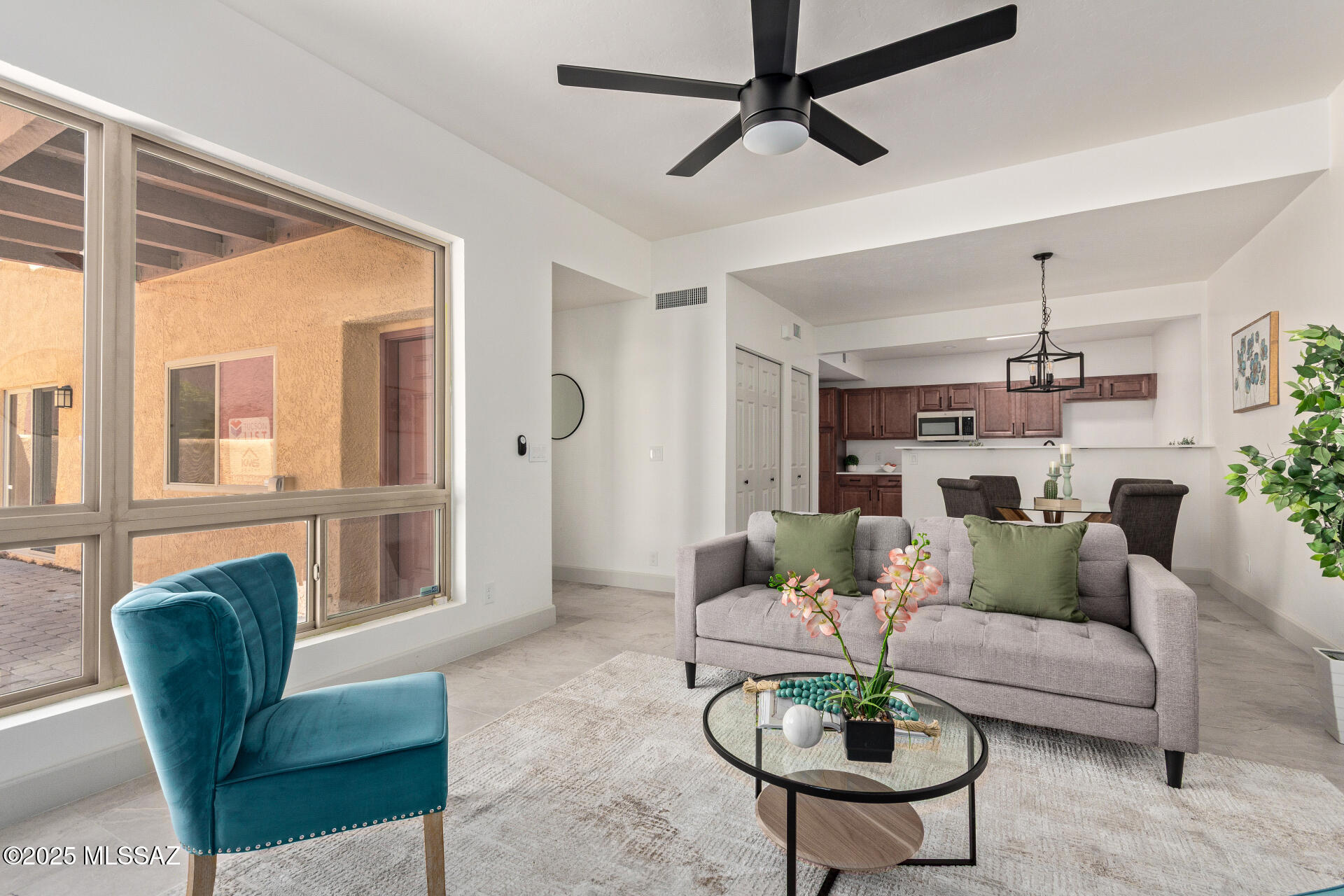 6255 N Camino Pimeria Alta APT 14