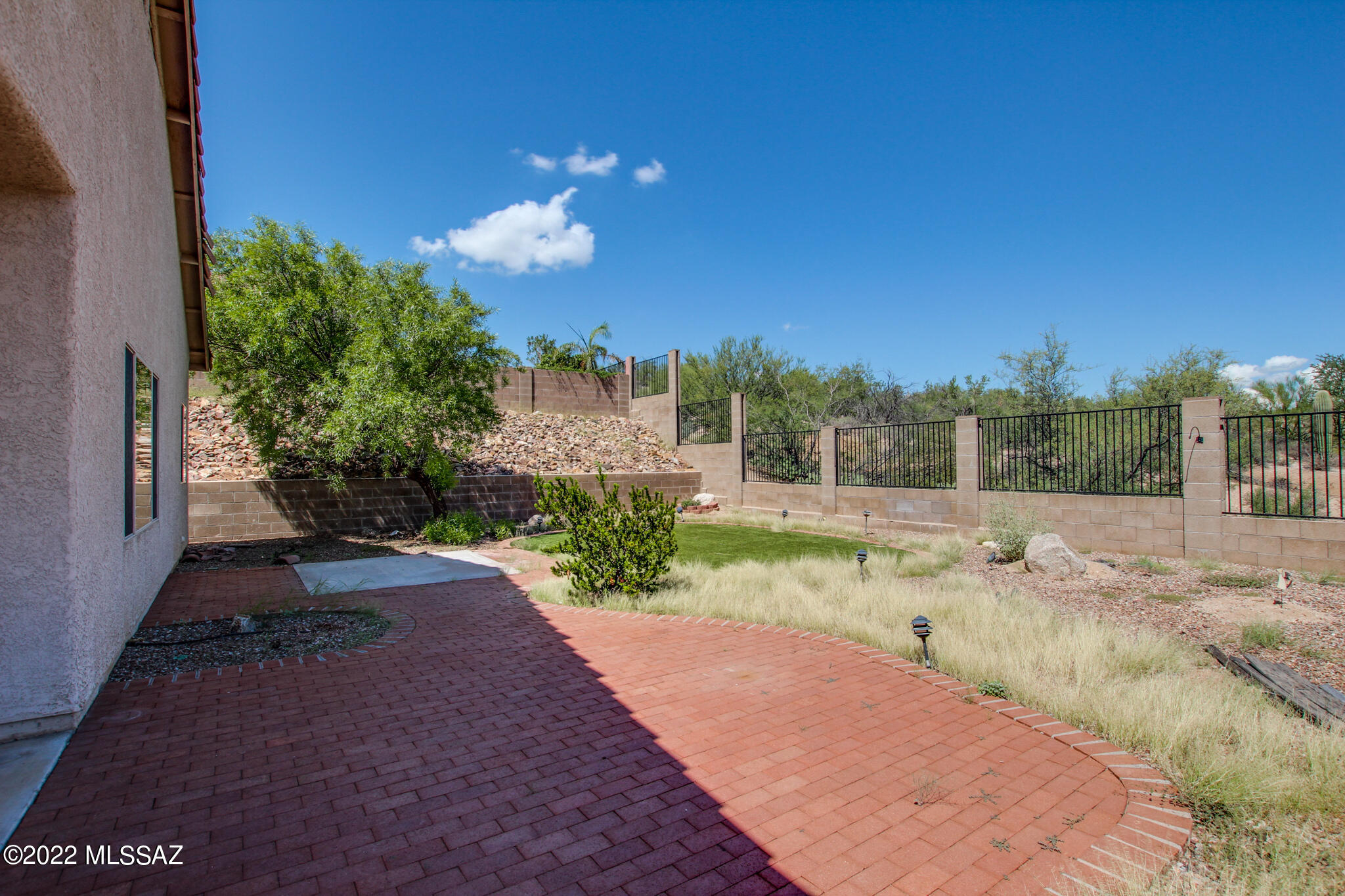 Bluffs (The) 2 - Residential